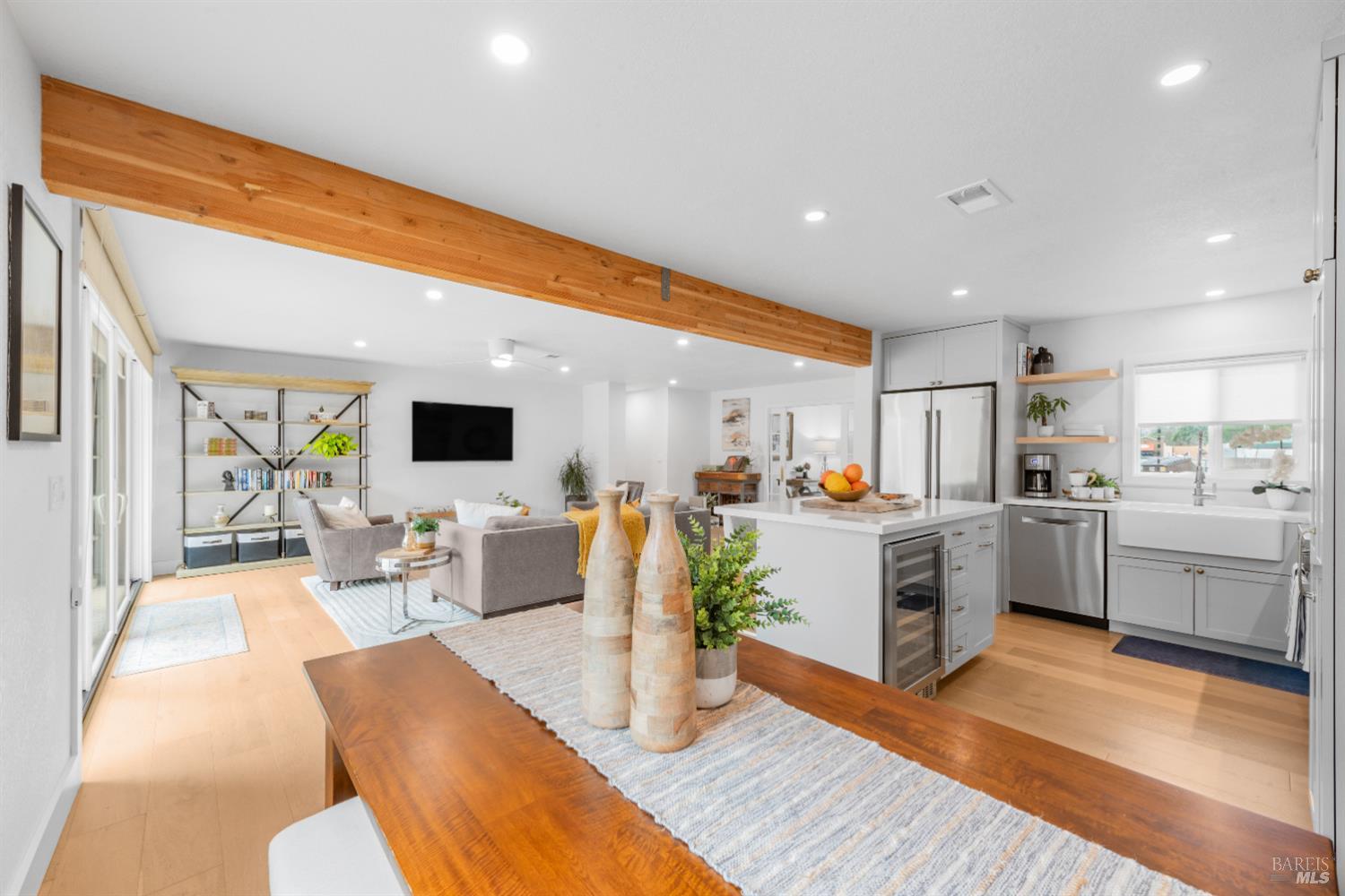 1133 Oak Ave