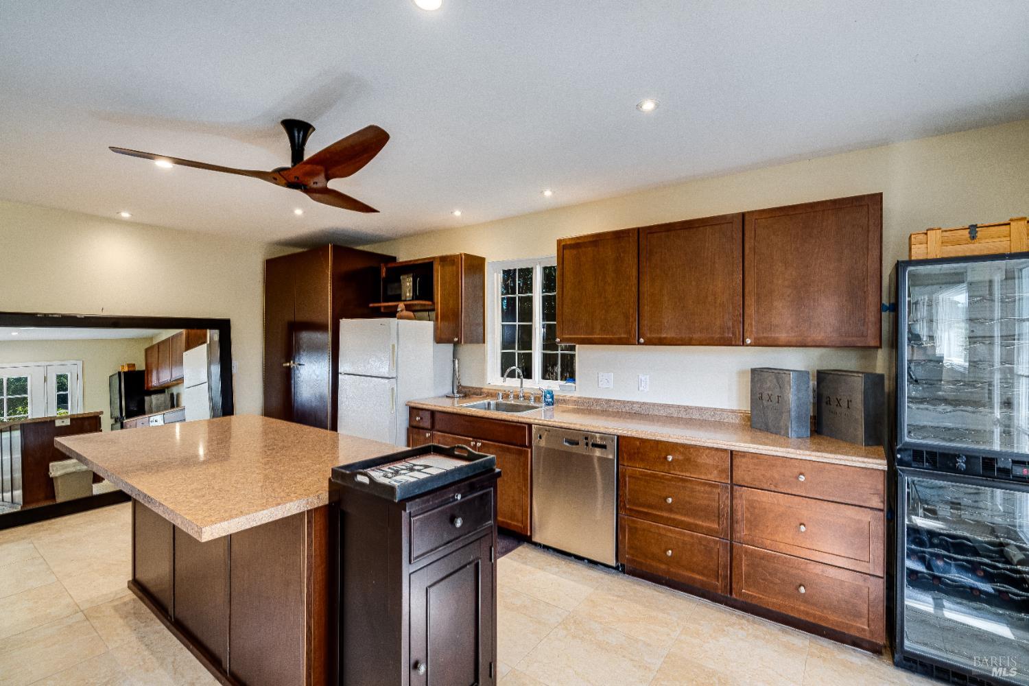 1380 El Bonita Ave