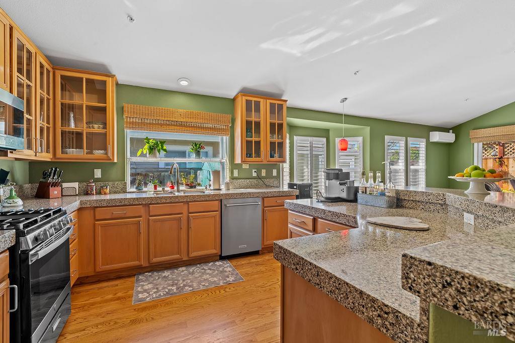49 Wine Press Way