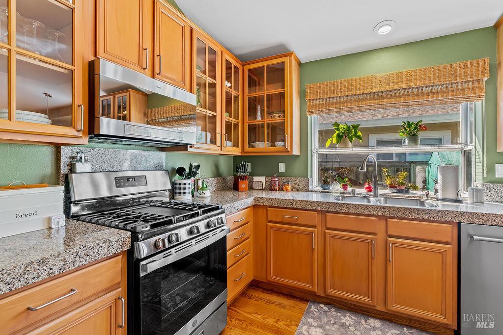 49 Wine Press Way