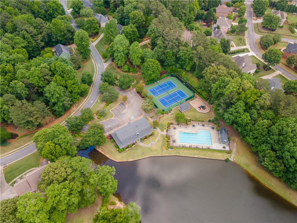 1571 Halisport Lake Drive NW