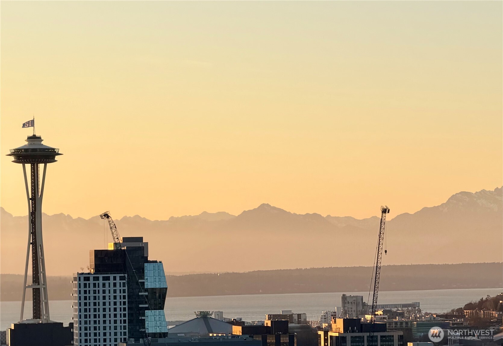 700 E Denny Way Unit: PH3