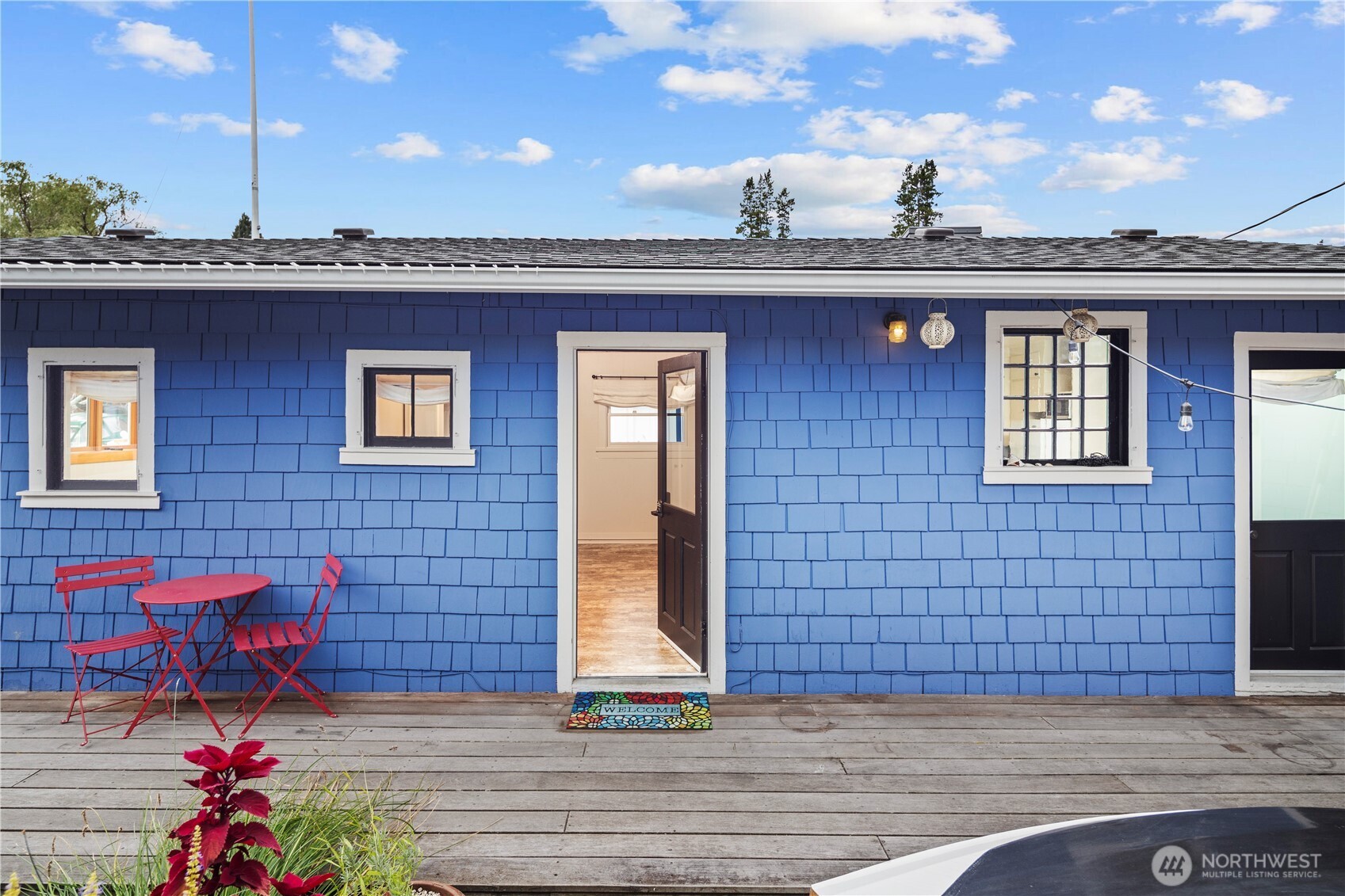 2818 Boyer Avenue E Unit: 6