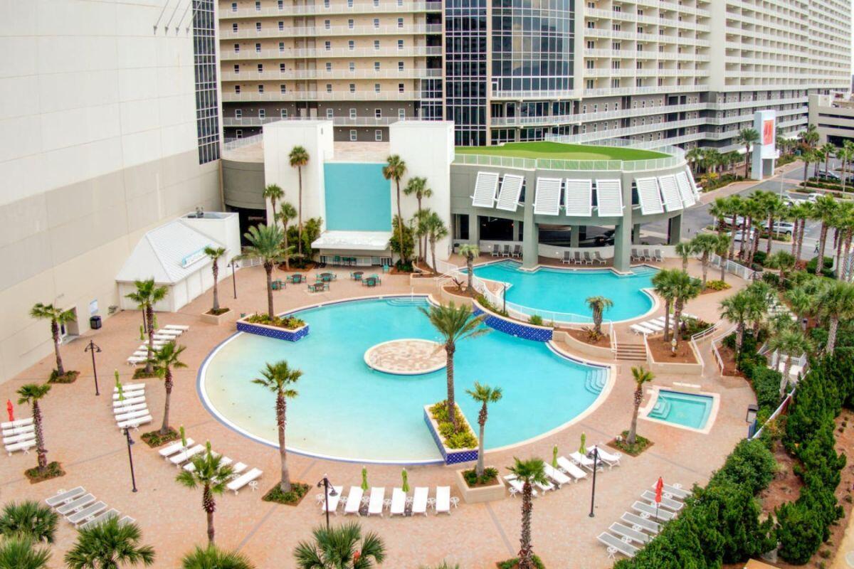 9860 S Thomas Drive UNIT 1007