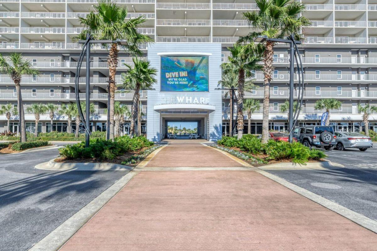 9860 S Thomas Drive UNIT 1007
