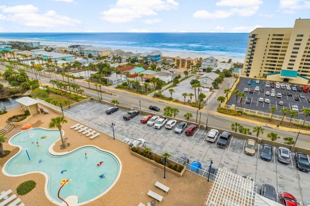 9860 S Thomas Drive UNIT 1007