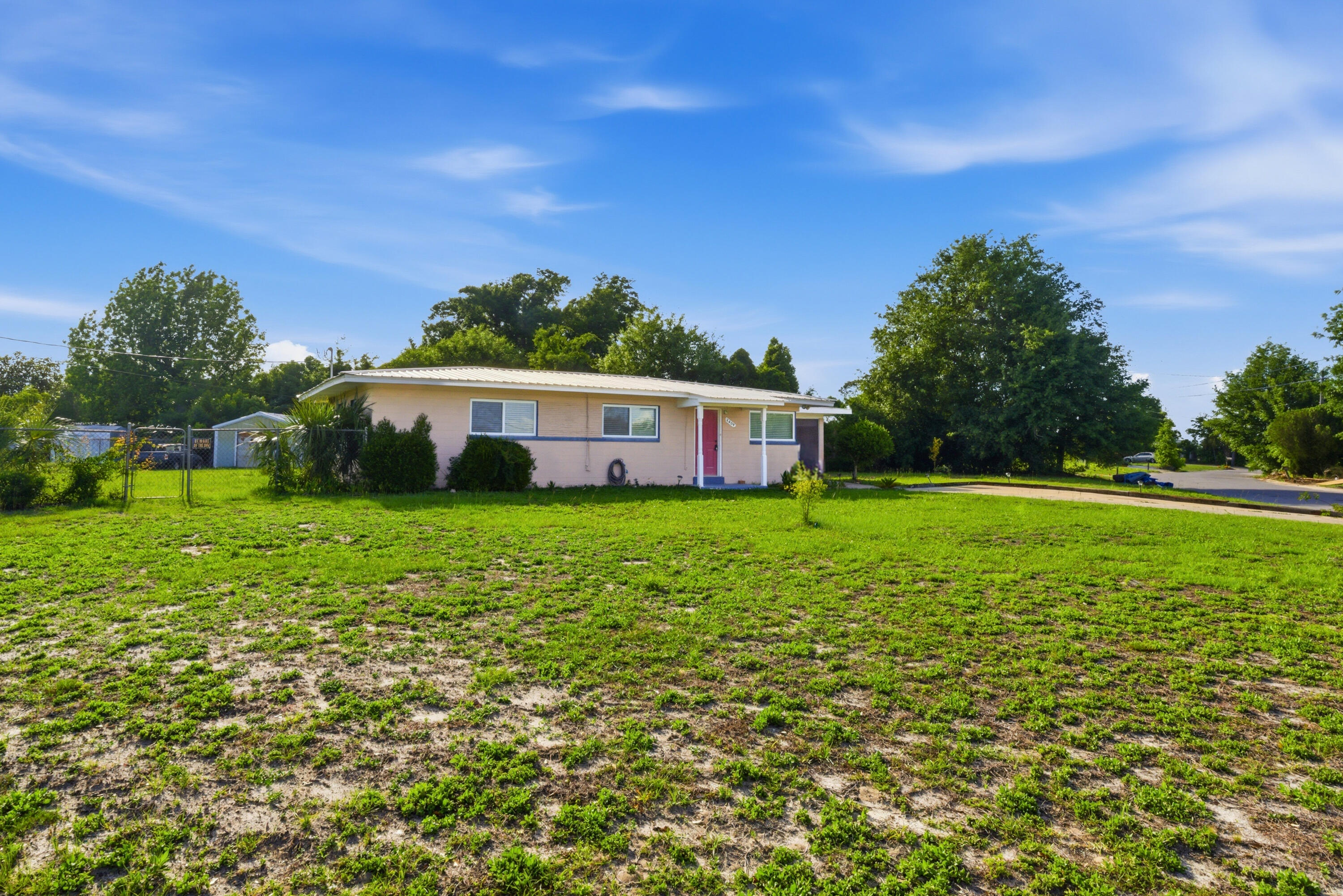 2409 Auburn Drive