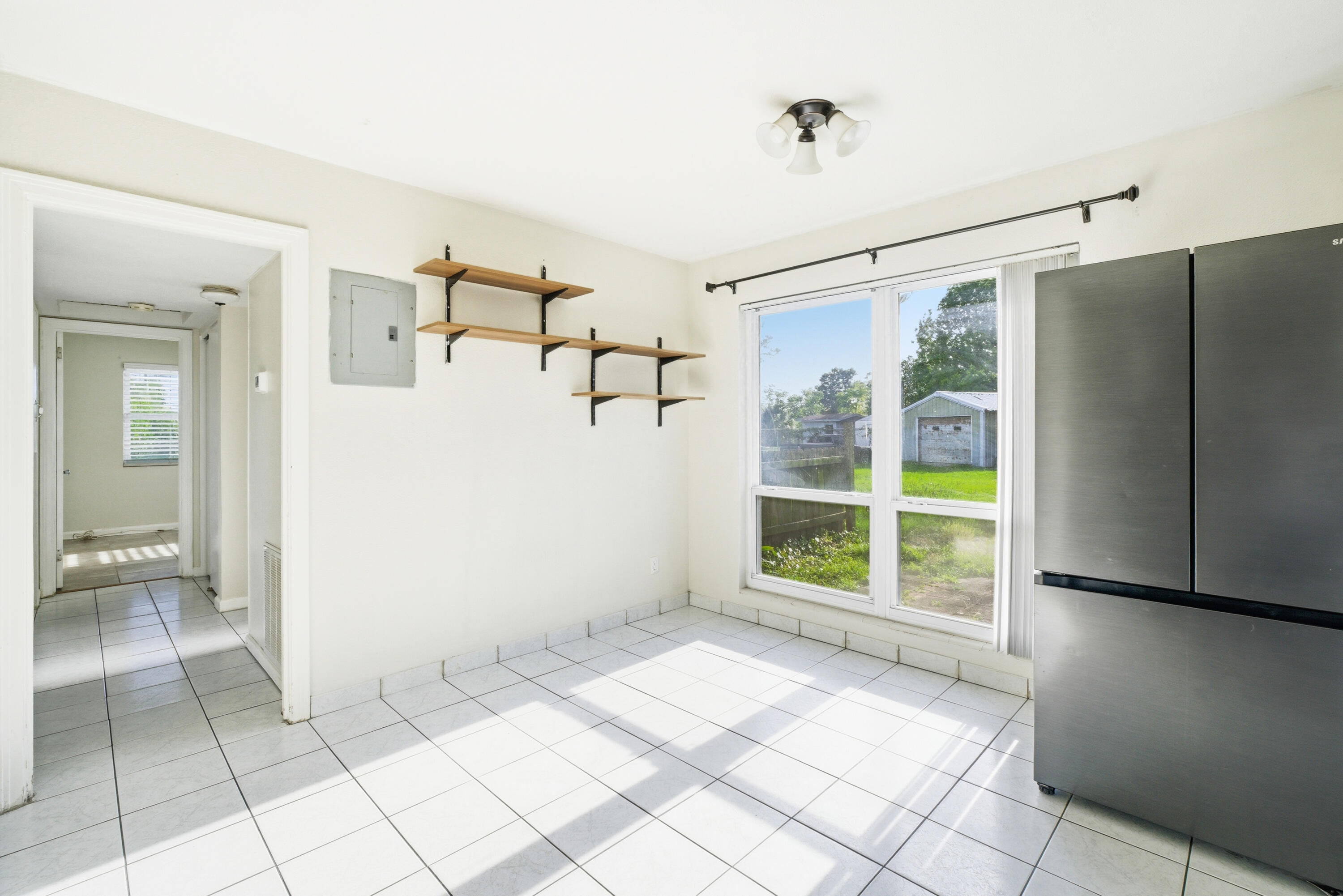 2409 Auburn Drive