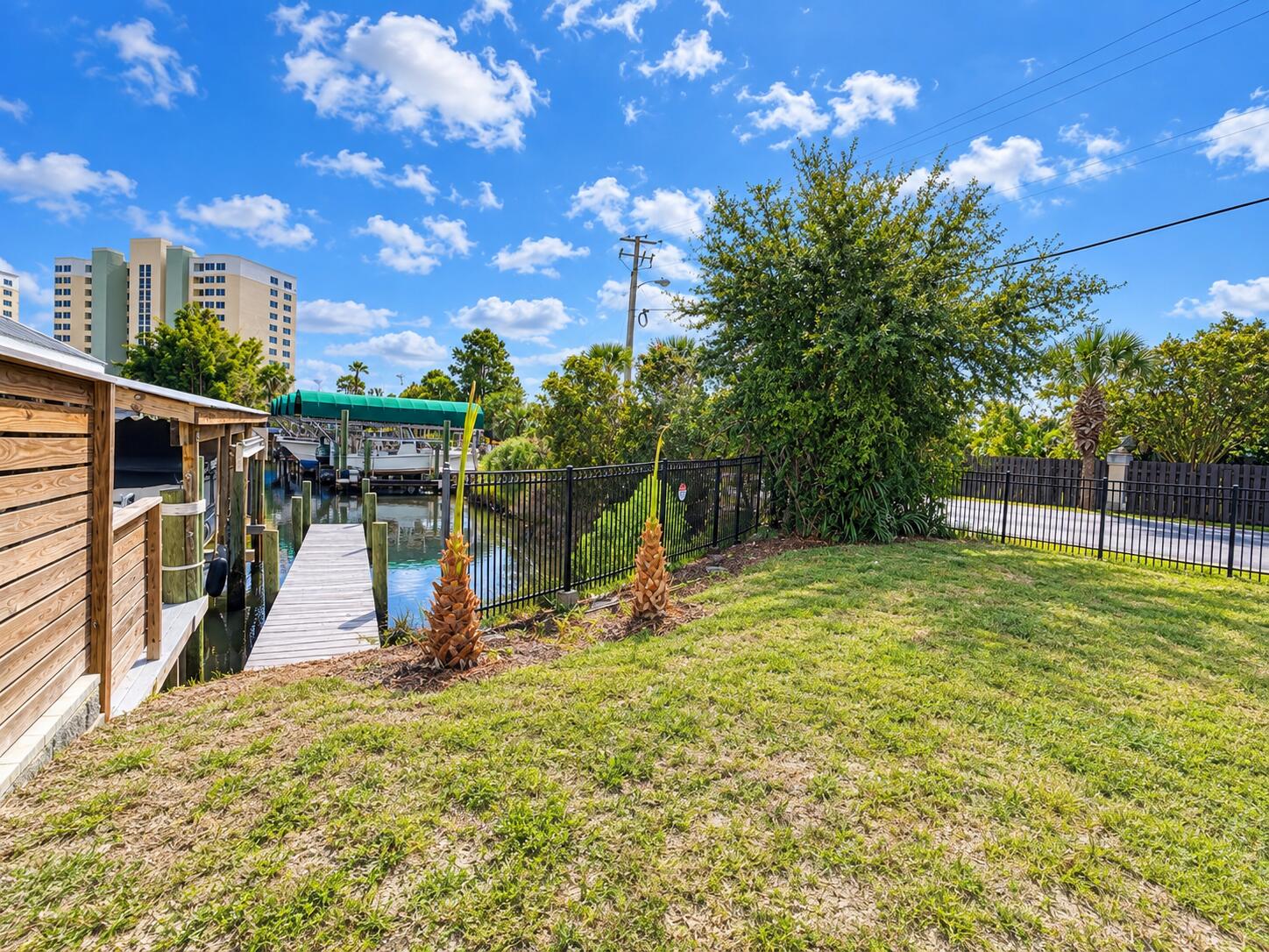 1041 Lighthouse Lagoon Court