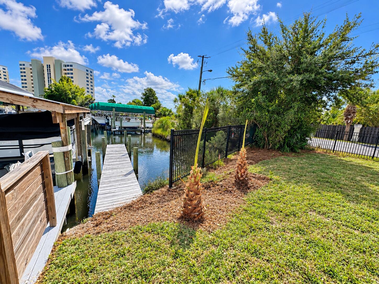 1041 Lighthouse Lagoon Court