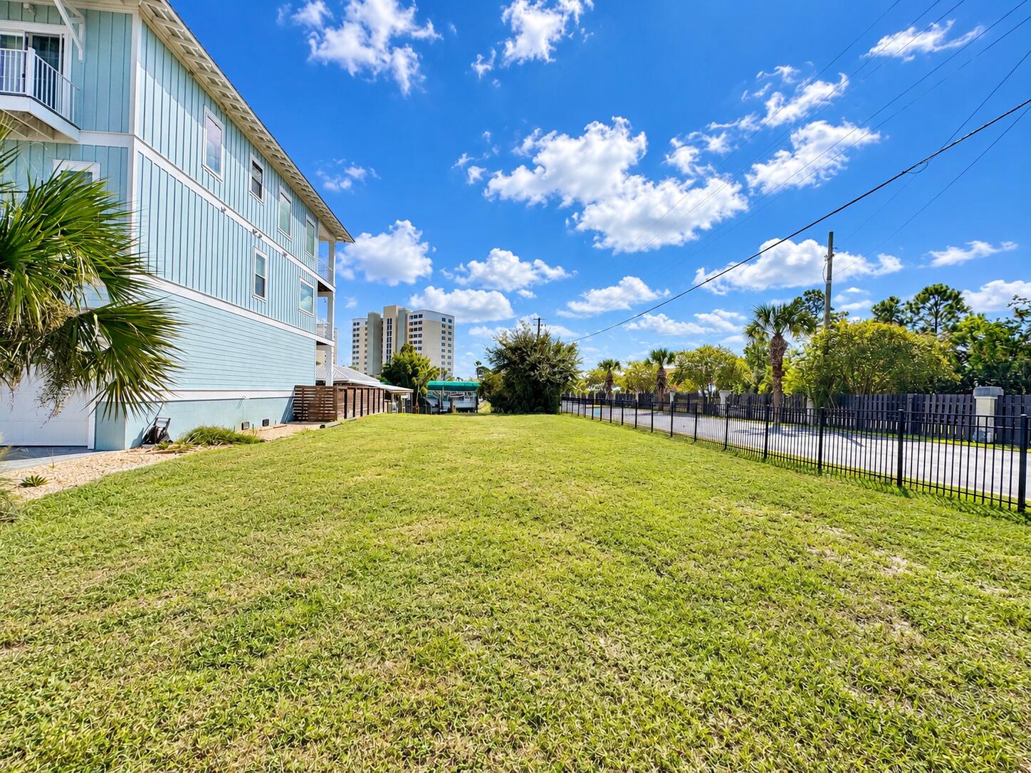 1041 Lighthouse Lagoon Court