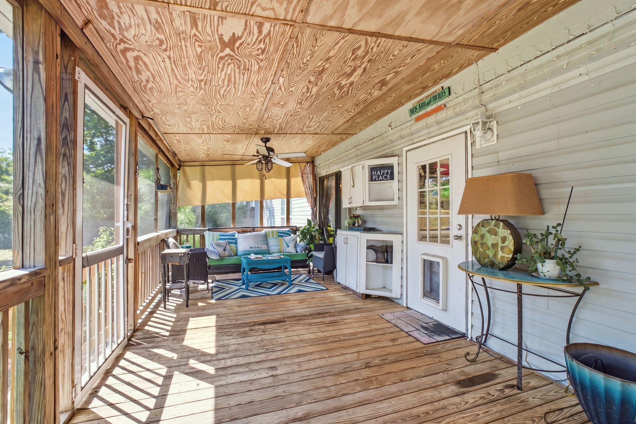 6425 Summer Oak Drive