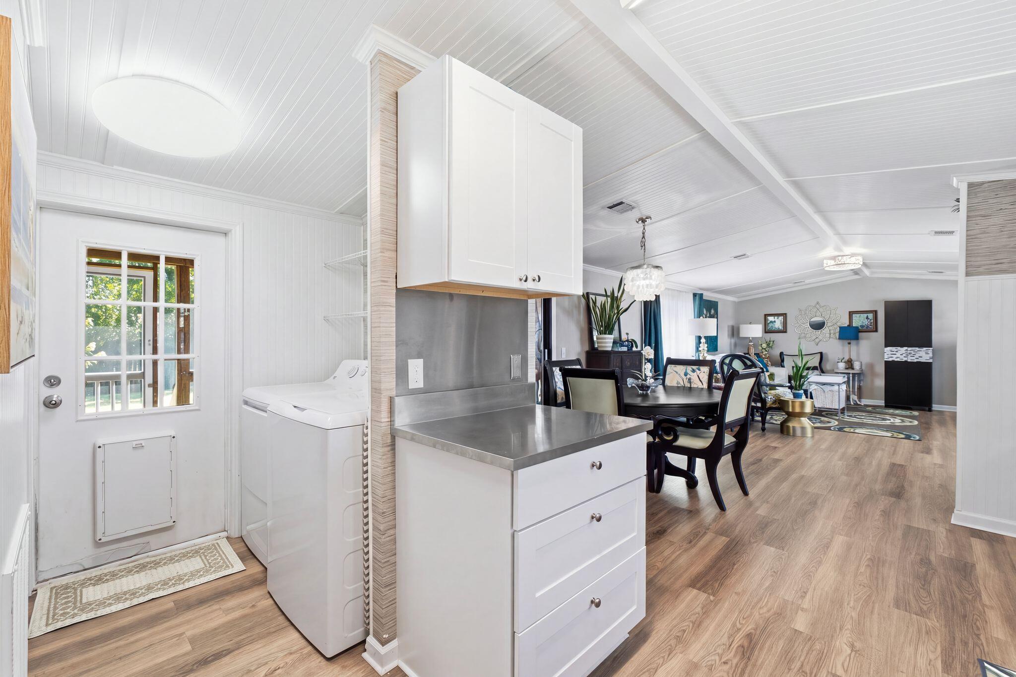 6425 Summer Oak Drive