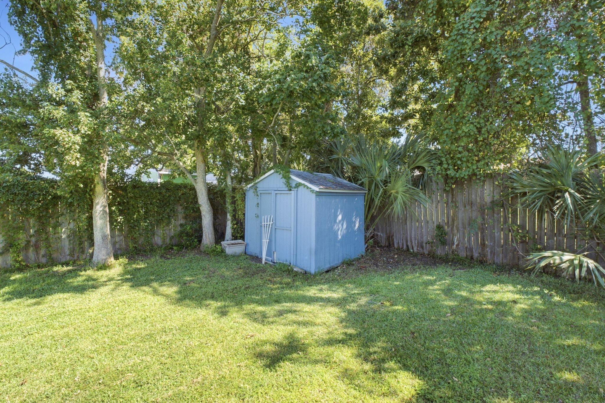 6425 Summer Oak Drive
