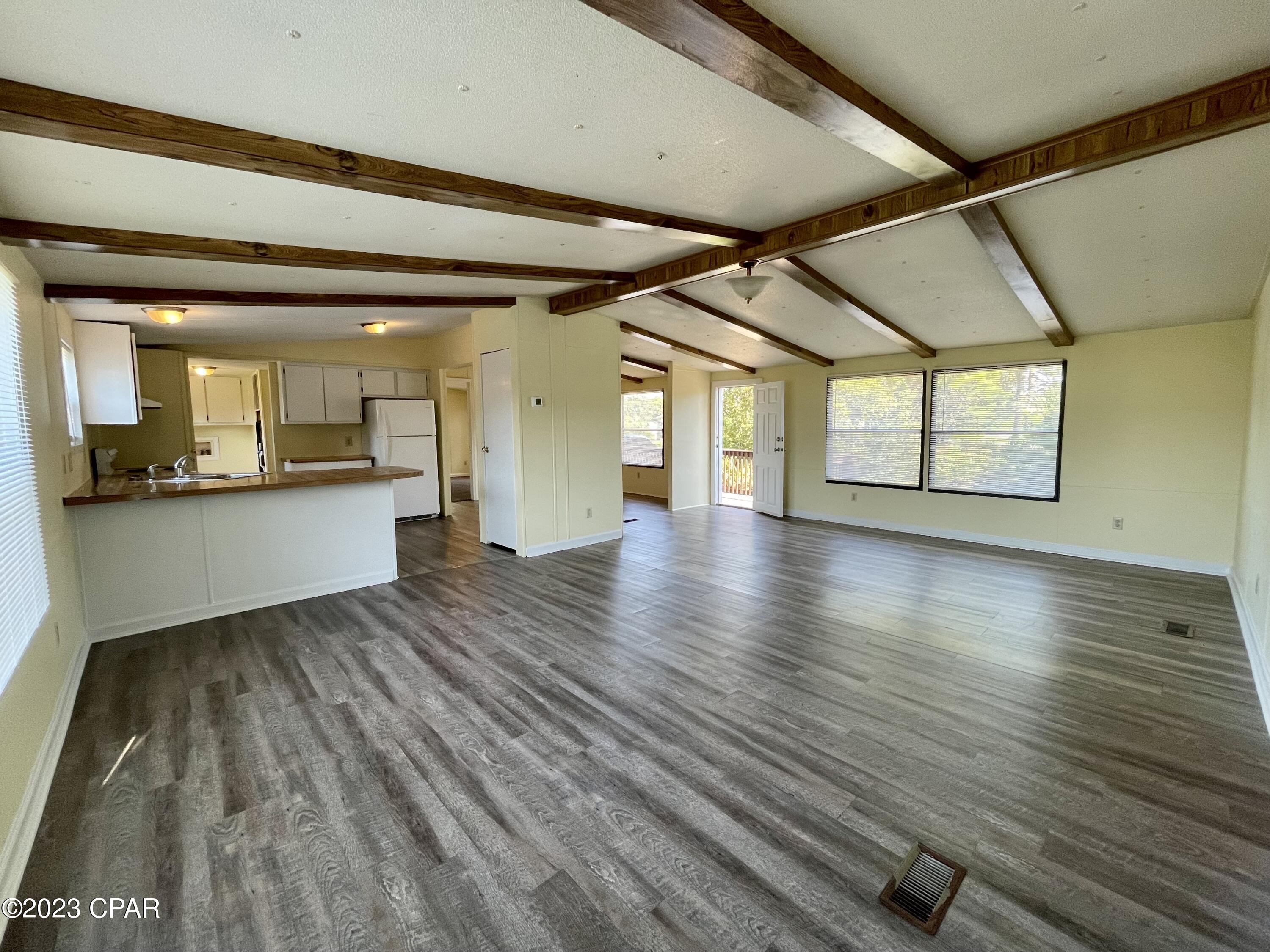 595 Lagoon Oaks Drive