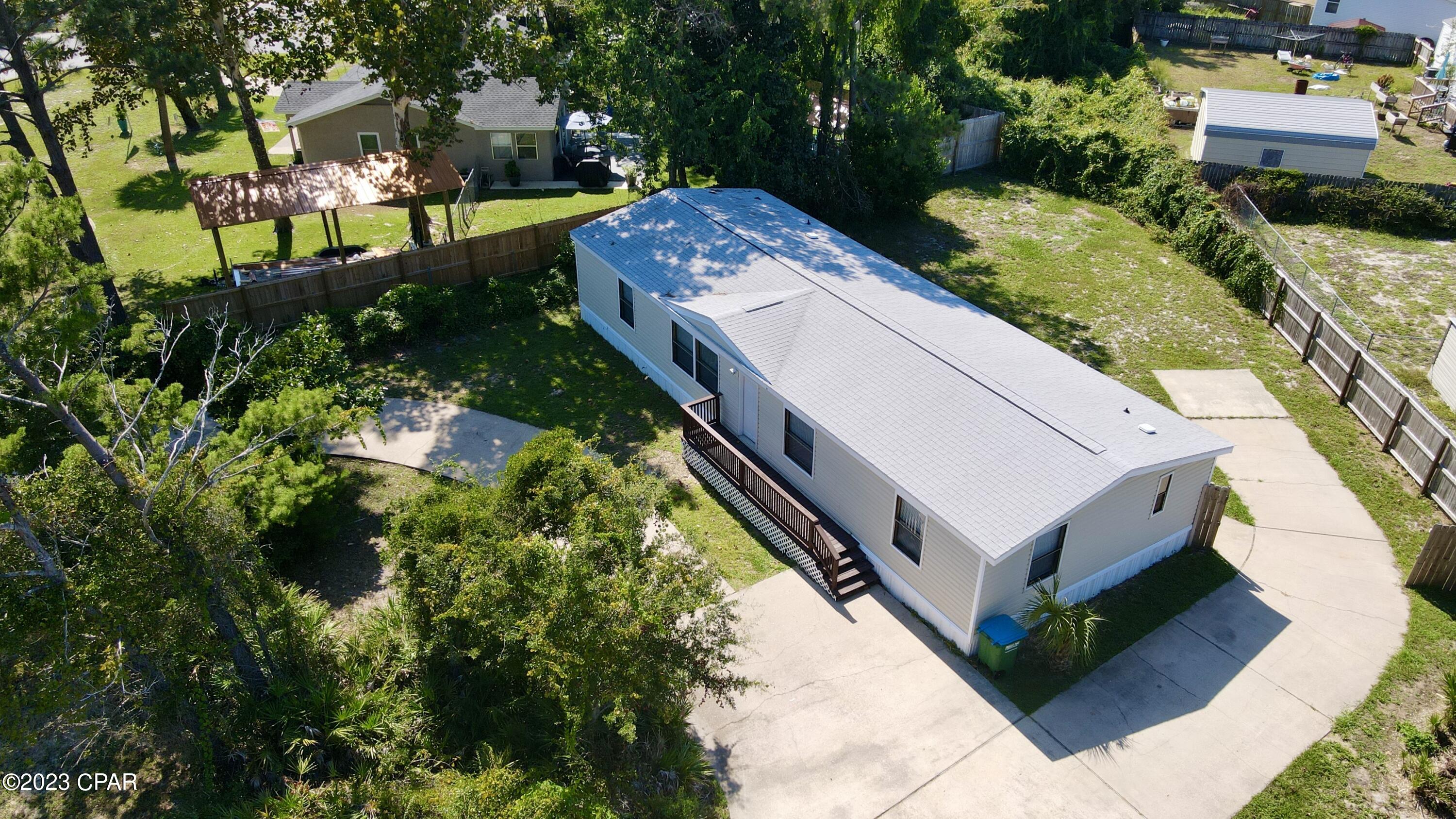 595 Lagoon Oaks Drive