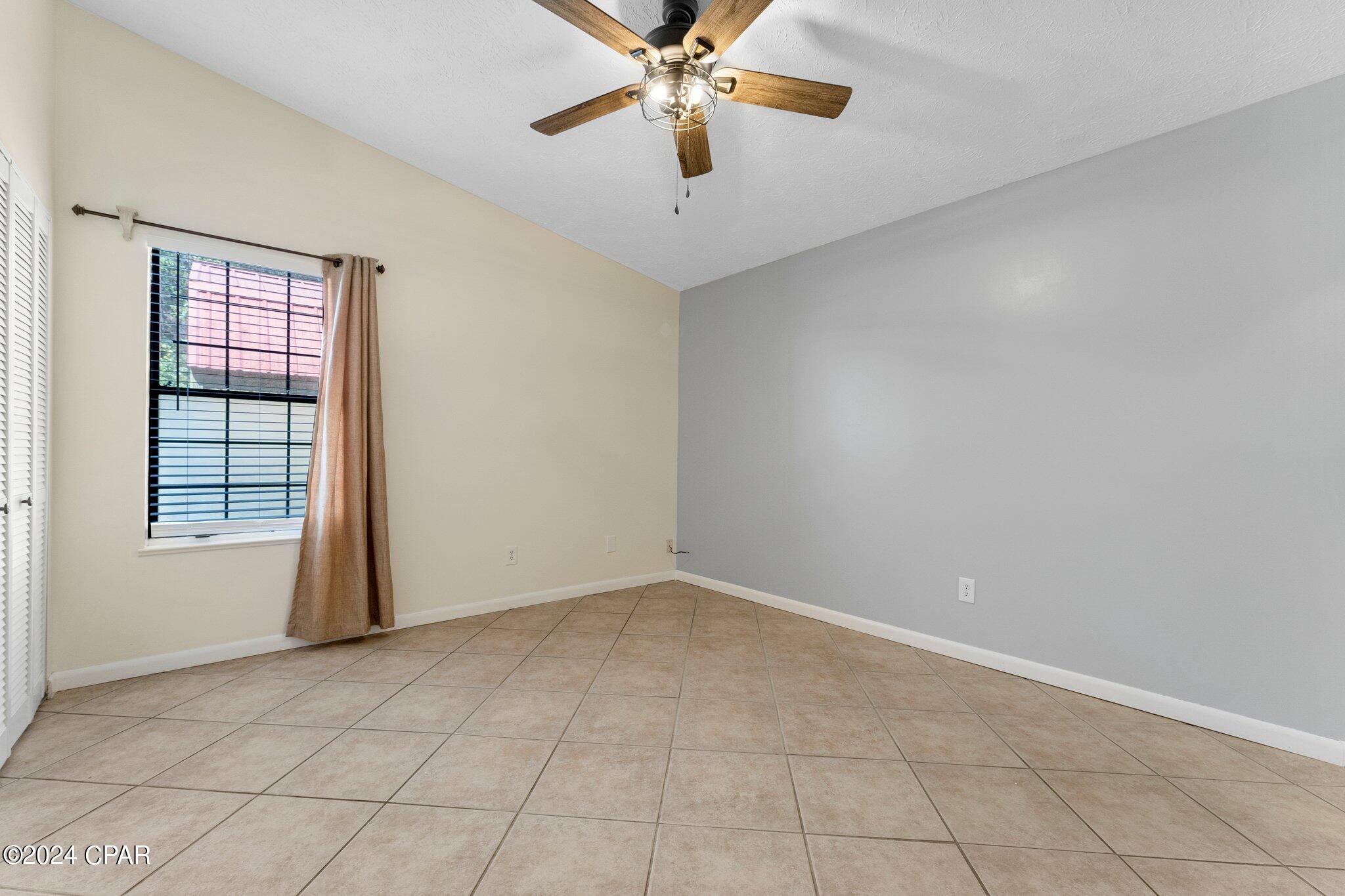 2419 Beech Street