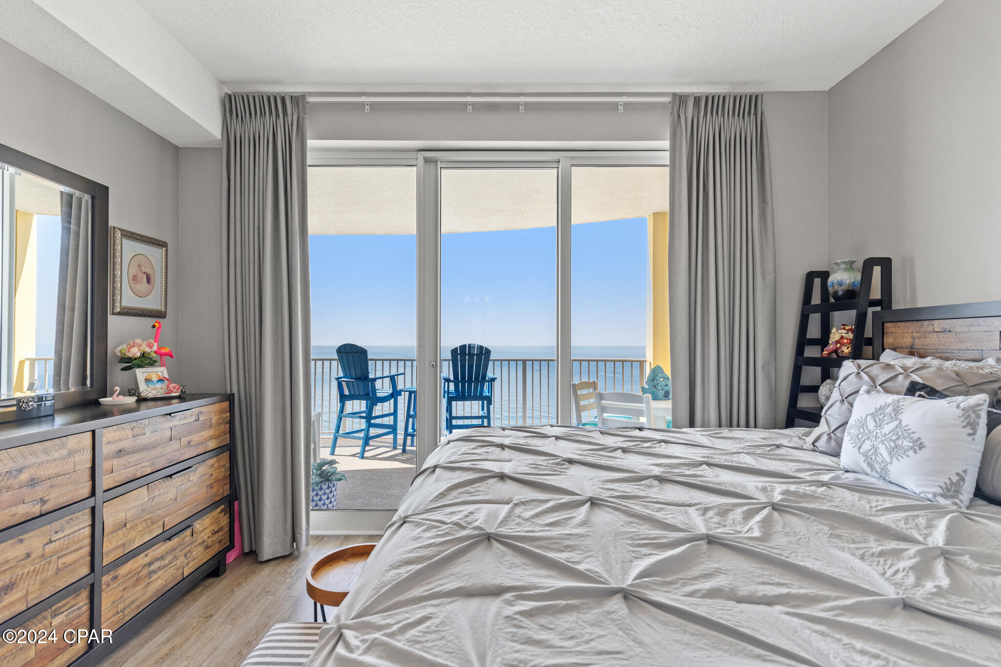 17545 Front Beach Road, 2309