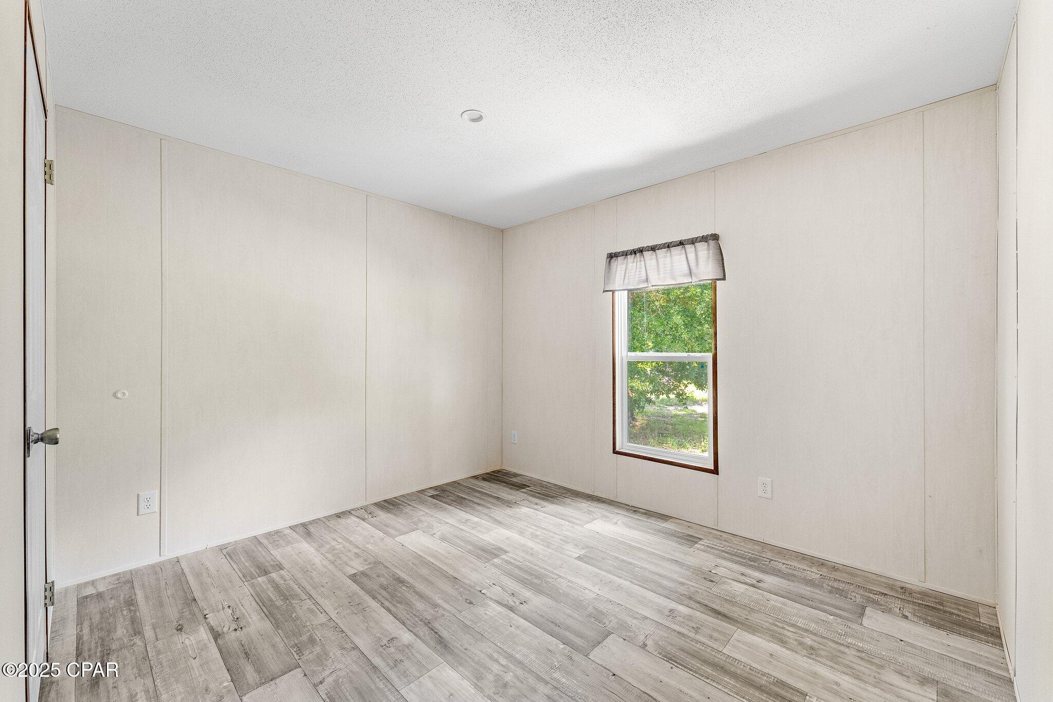 7009 Oakenshaw Drive