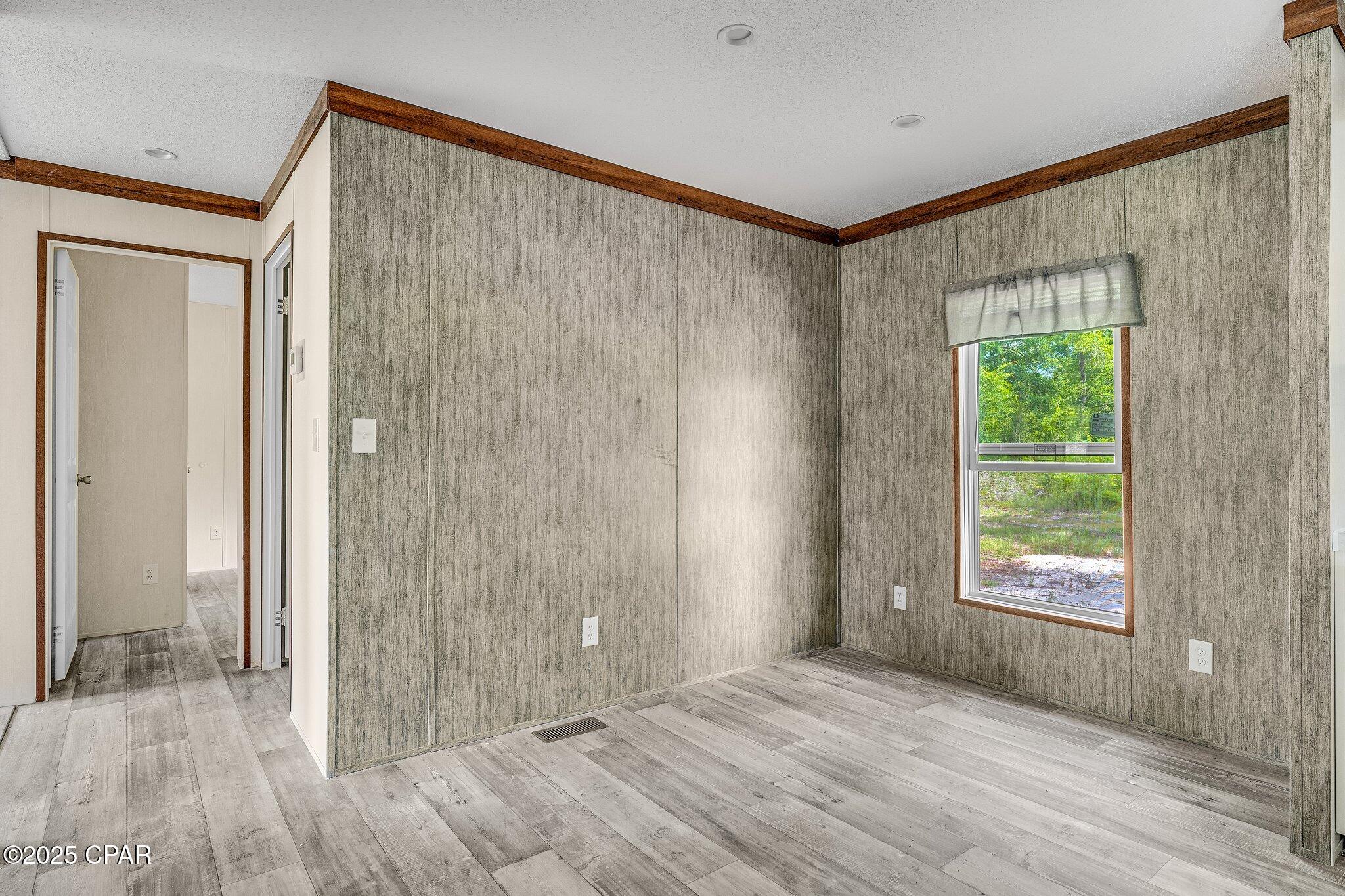 7009 Oakenshaw Drive