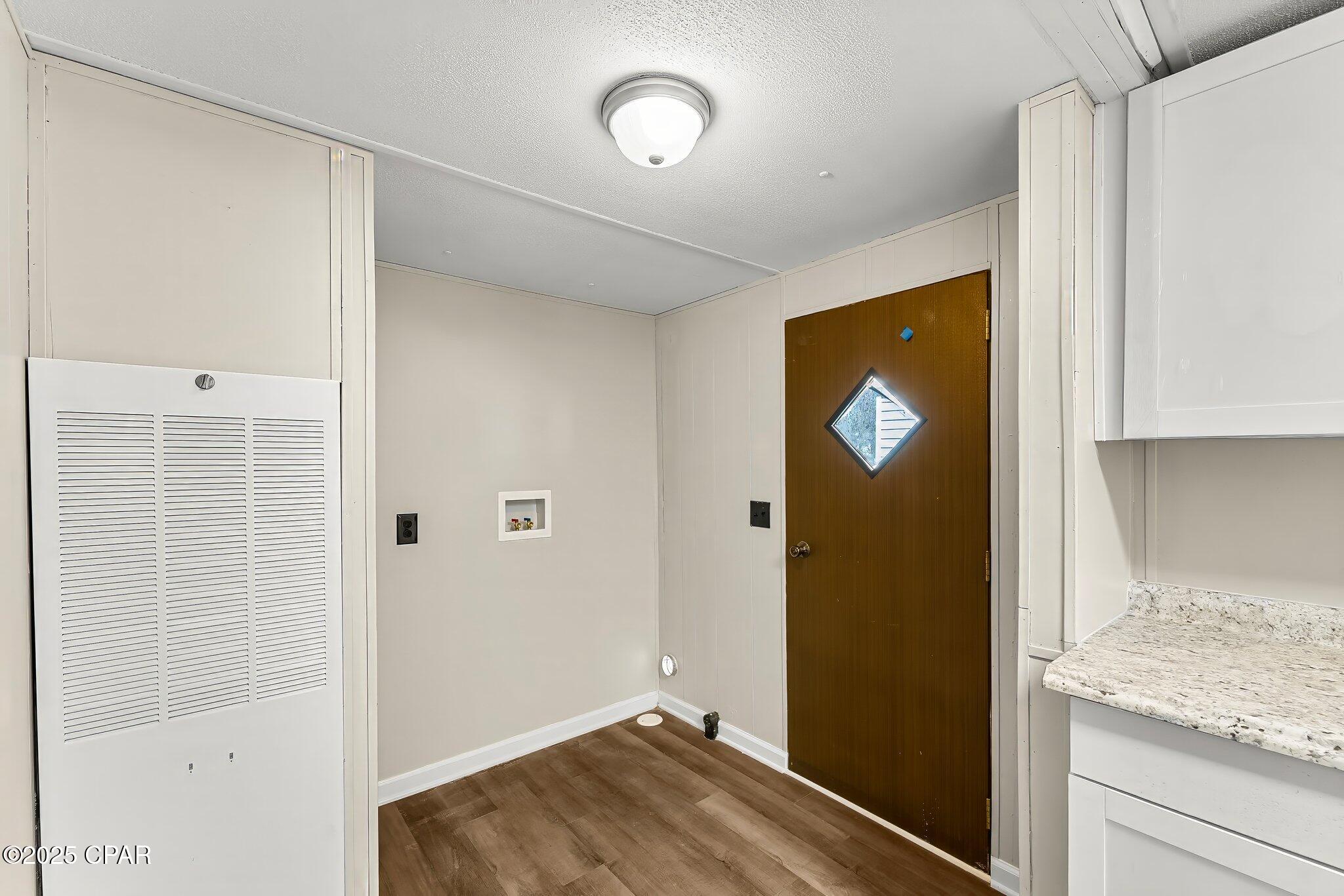 2146 W 28t Court