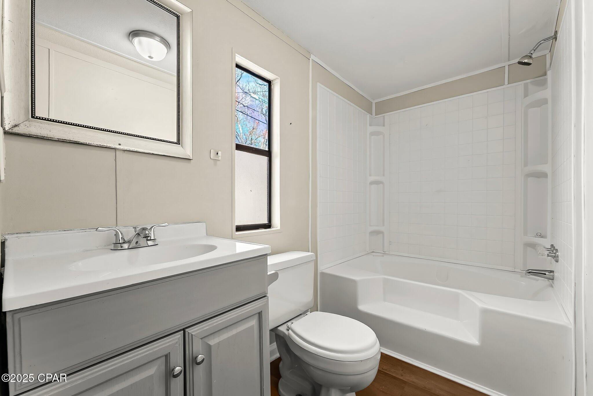2146 W 28t Court