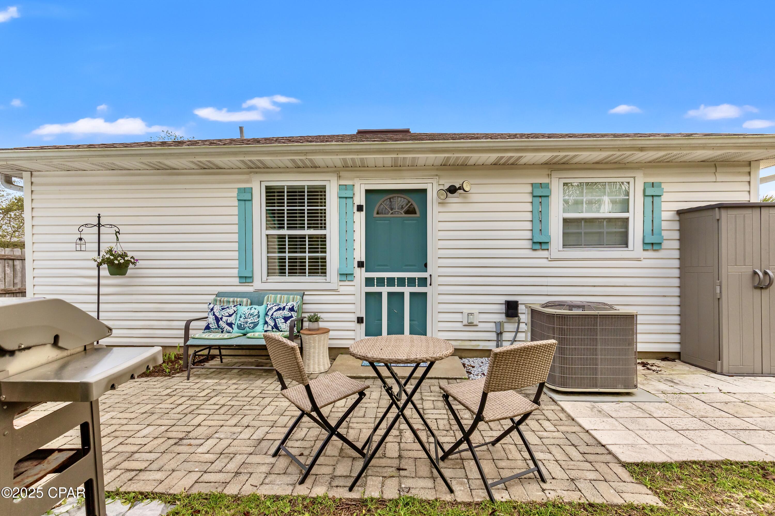 9042 Abba Lane