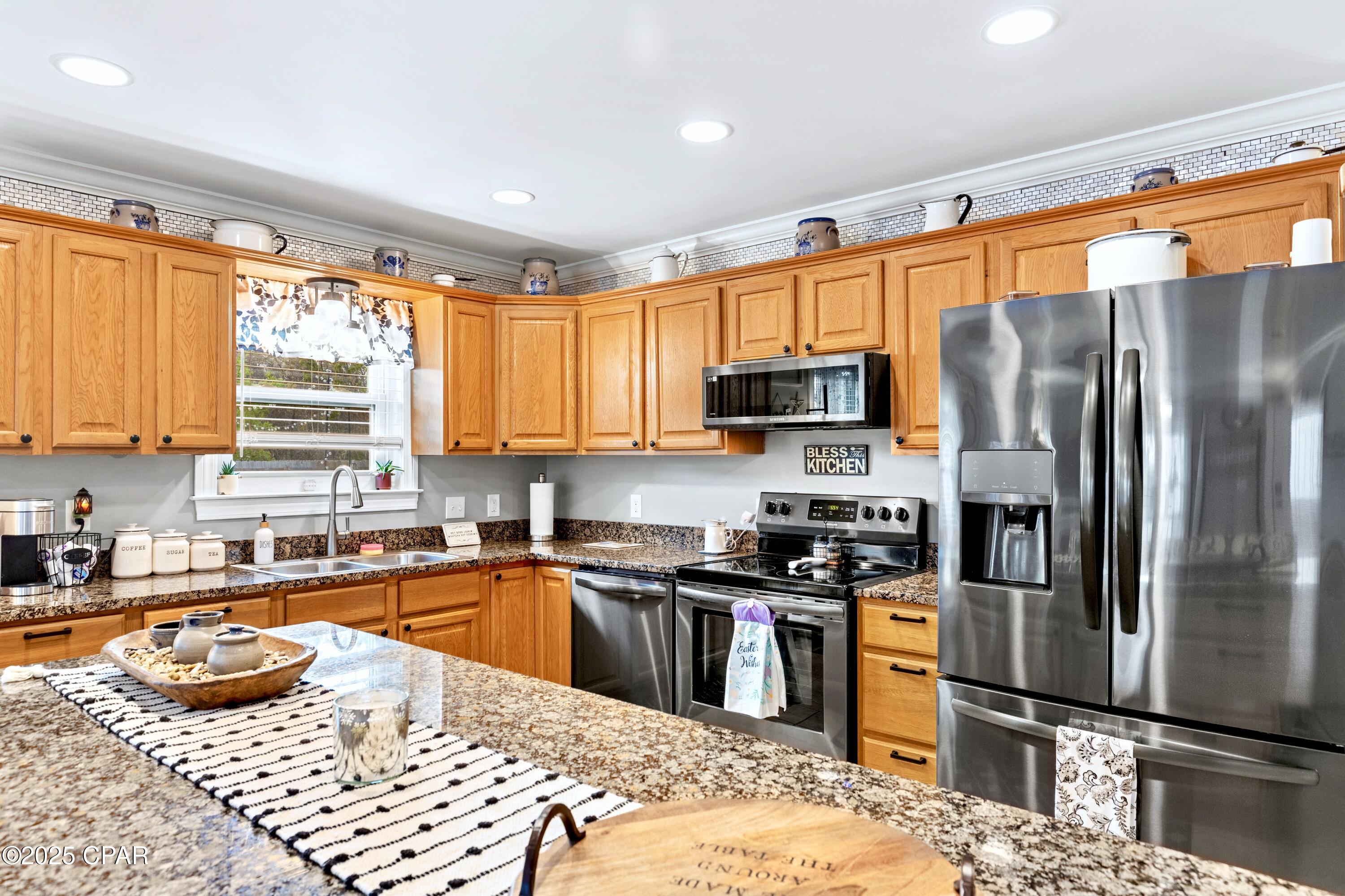 9042 Abba Lane