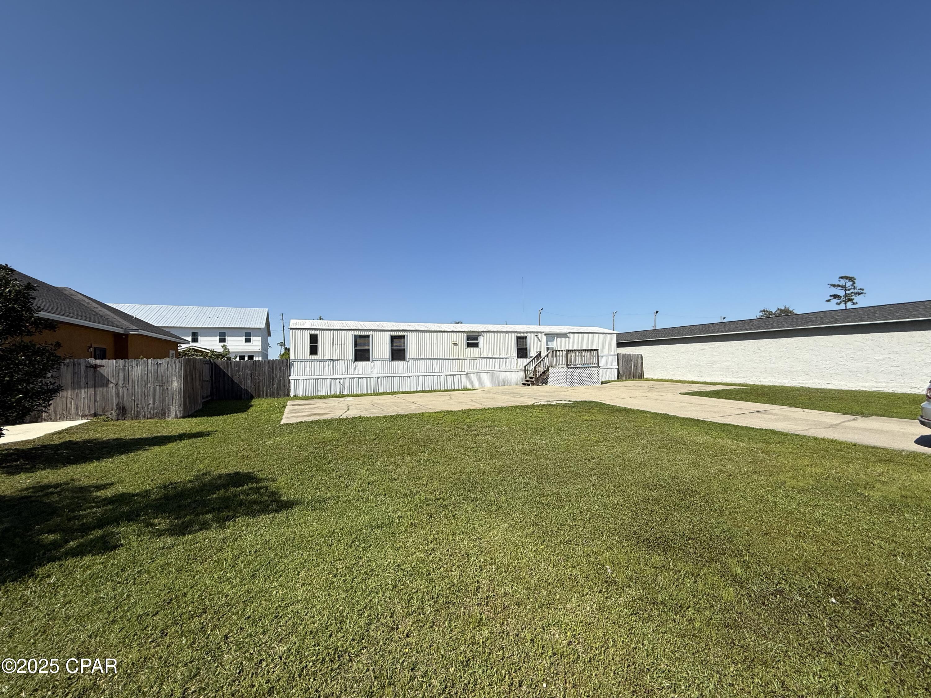 6422 Summer Oak Drive