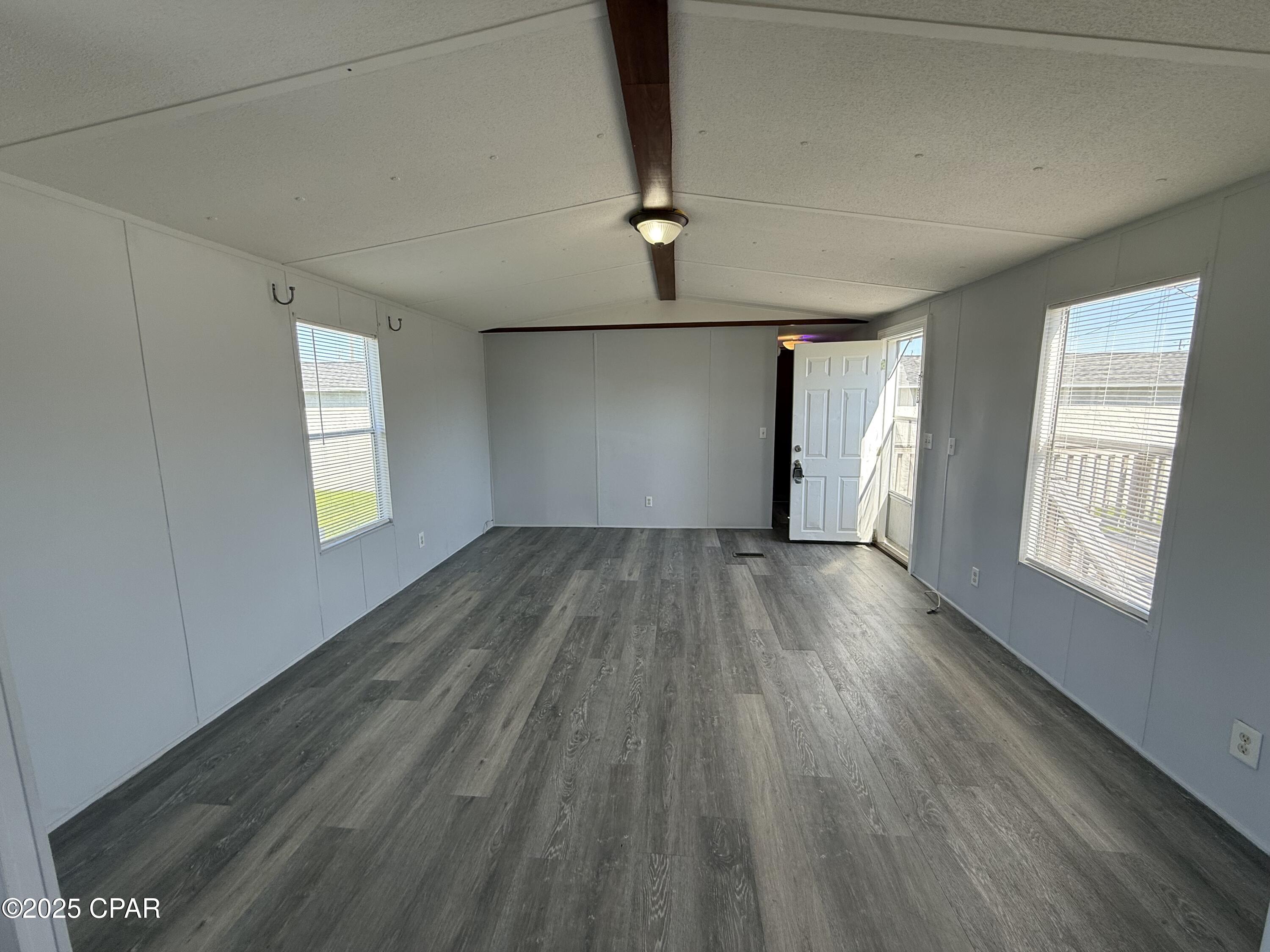 6422 Summer Oak Drive