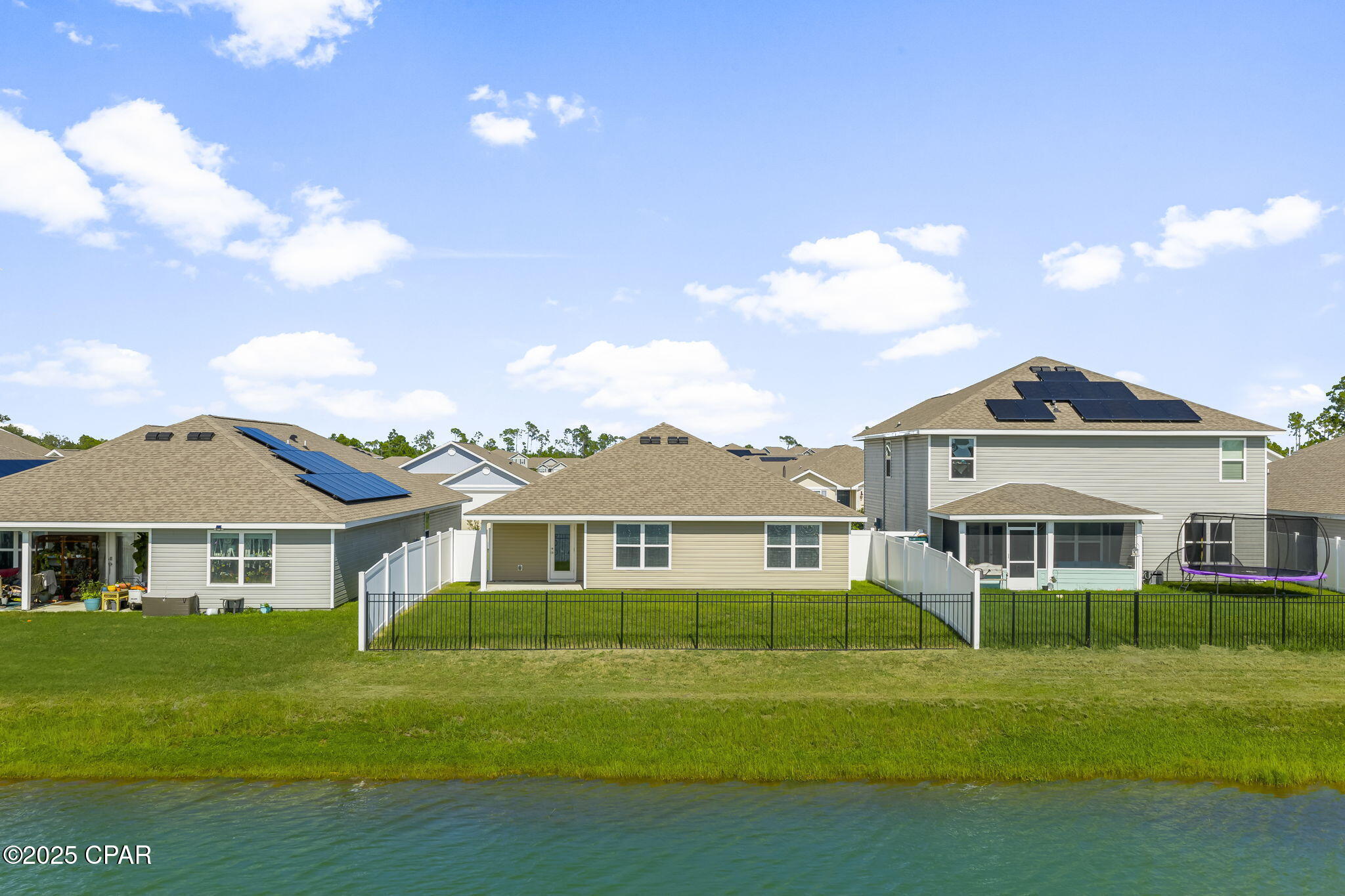 338 Highbrook