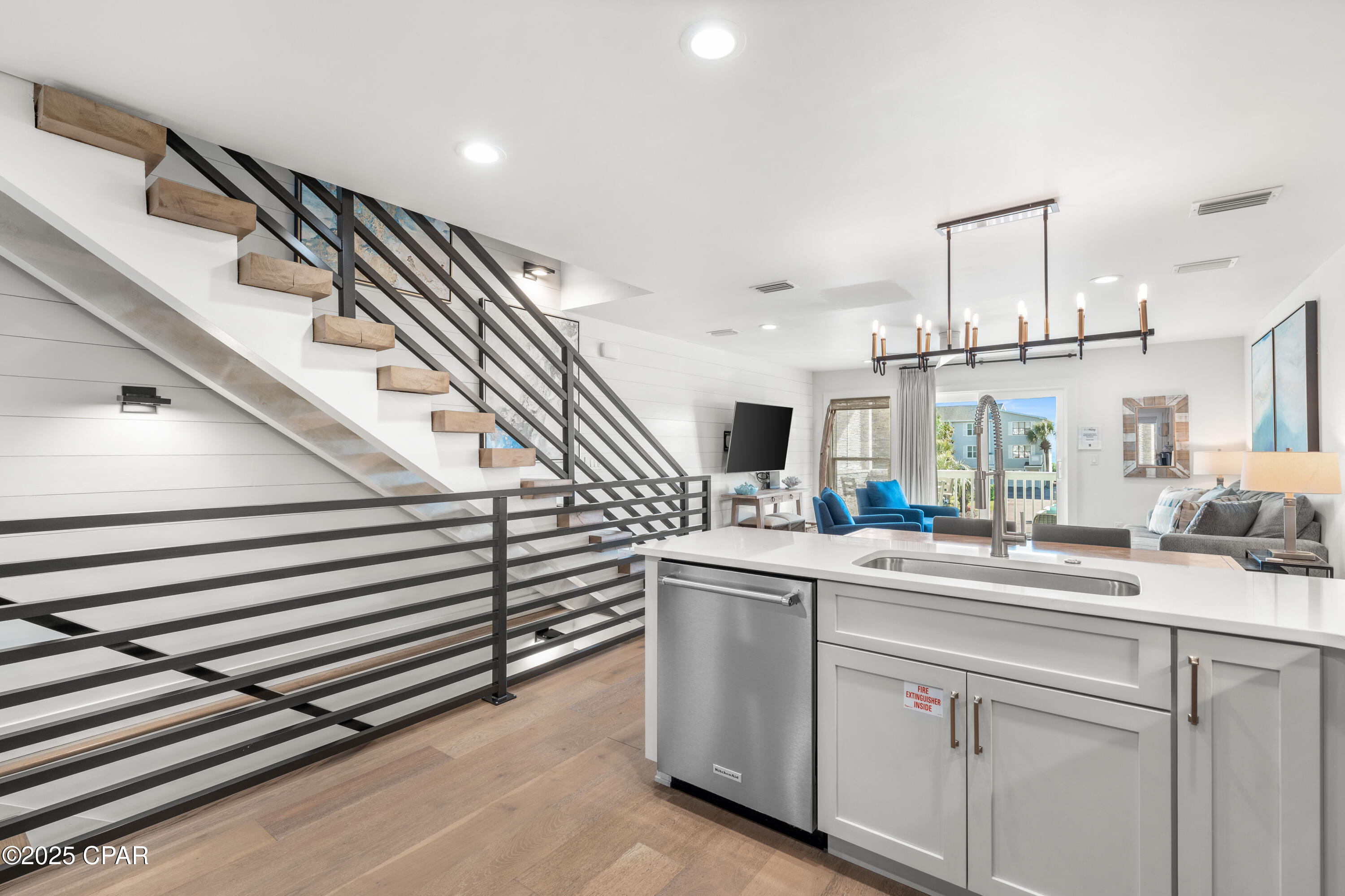 100 S Spooky Lane 7A