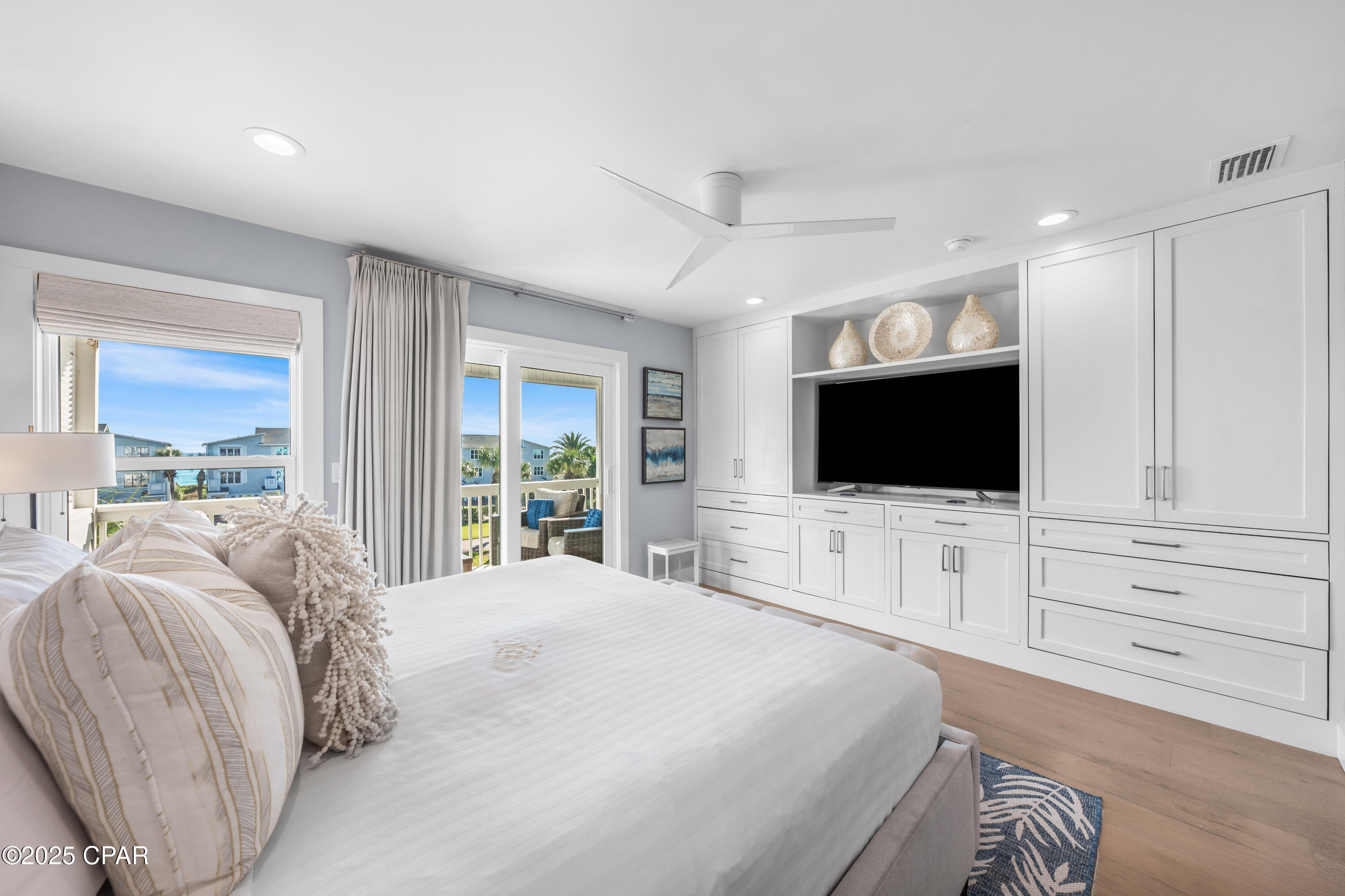 100 S Spooky Lane 7A