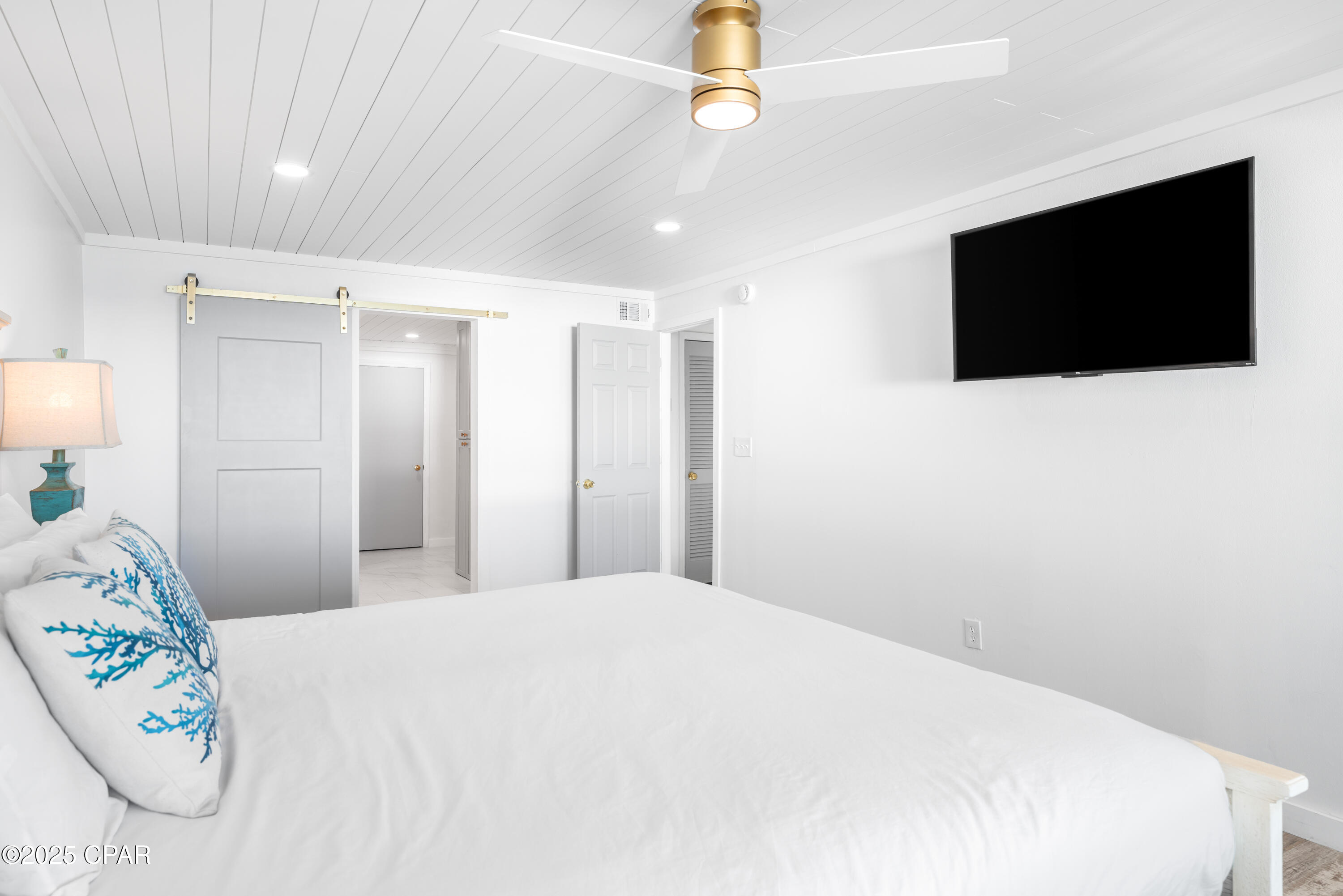 22519 Front Beach Road 123