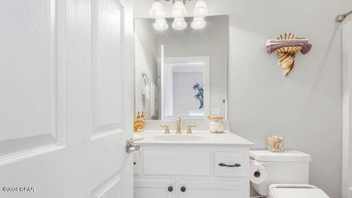 213 La Valencia Circle