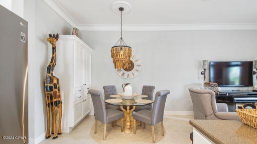 213 La Valencia Circle