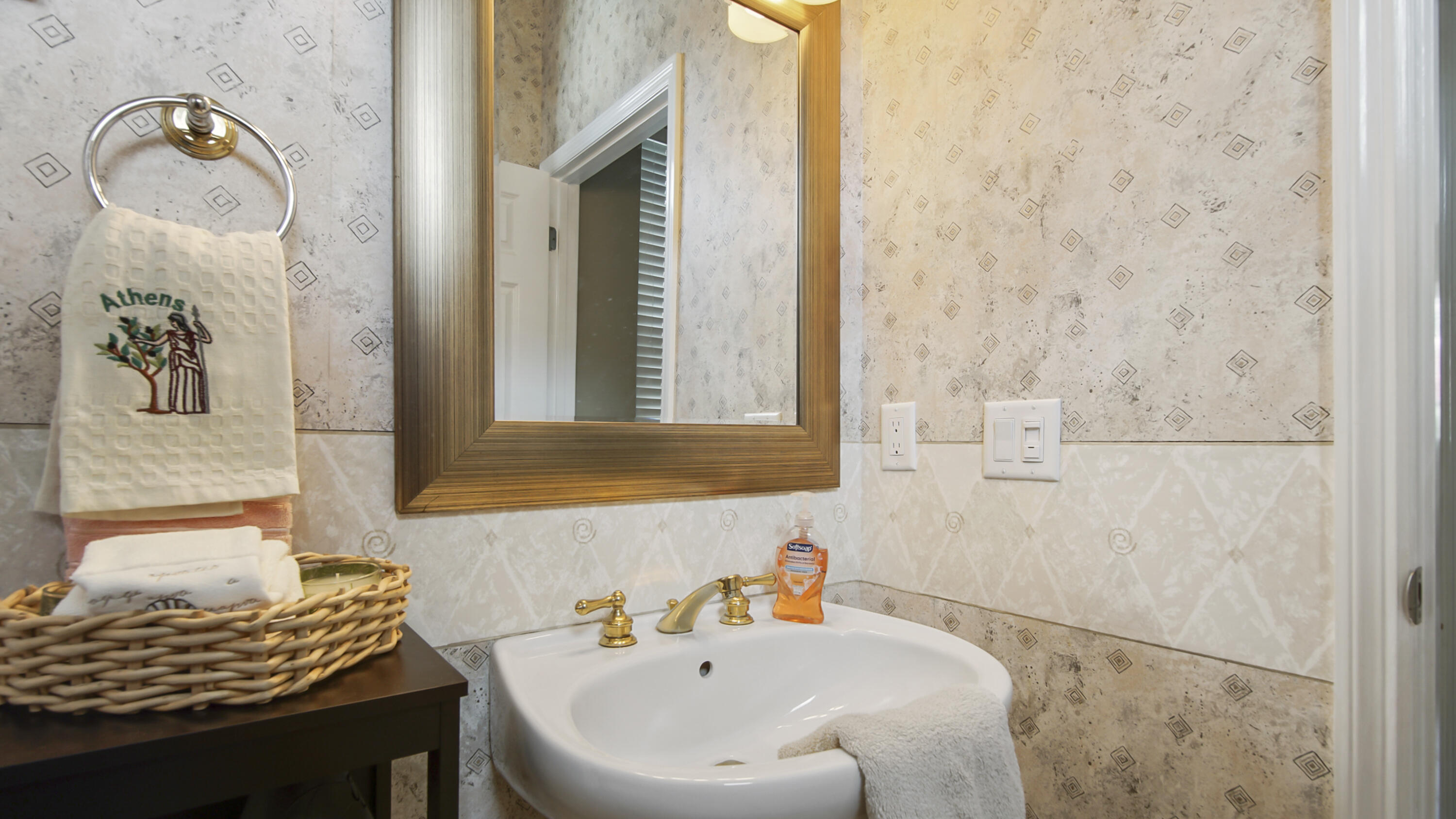 7116 Dolphin Bay Boulevard