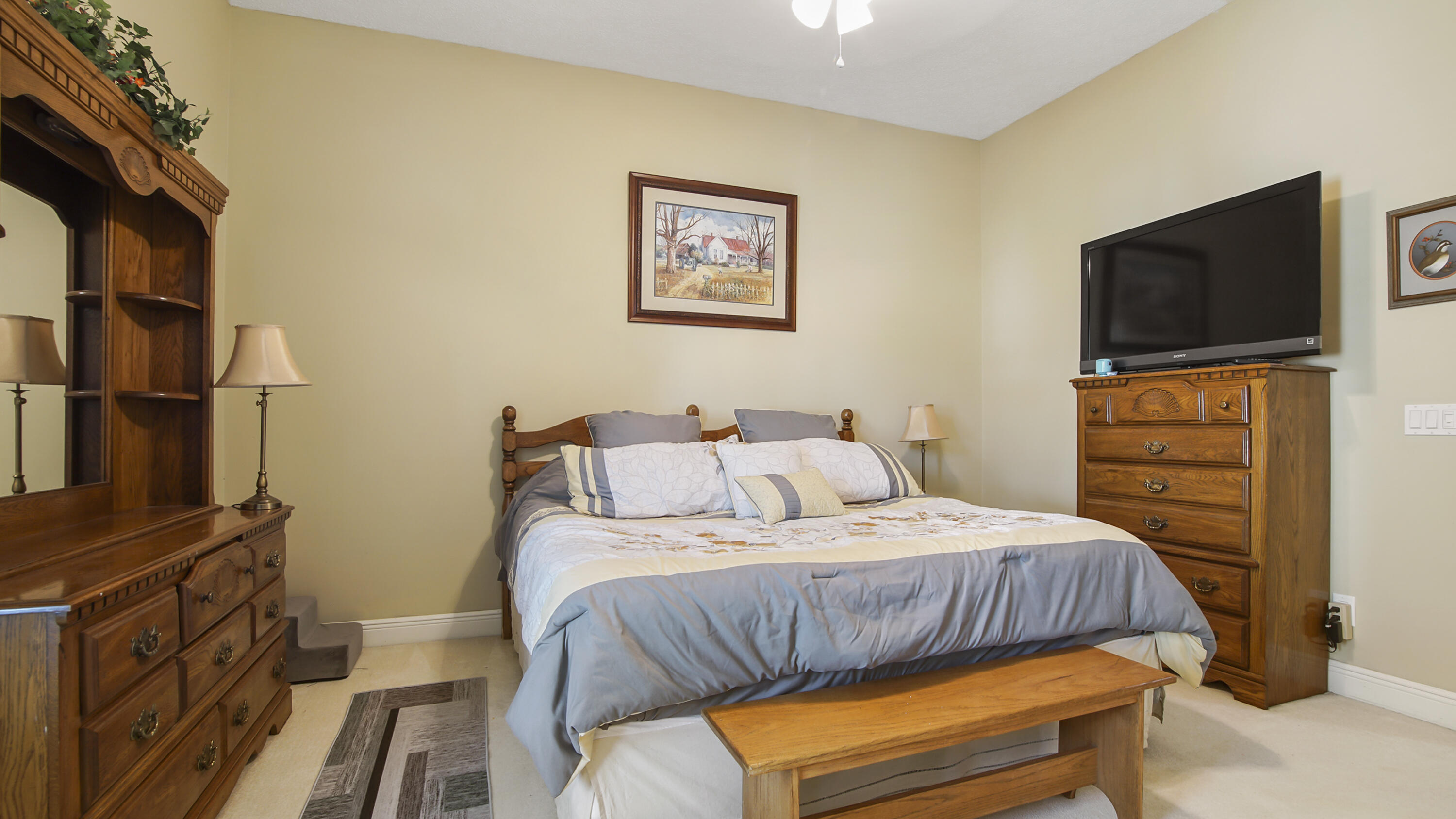 7116 Dolphin Bay Boulevard