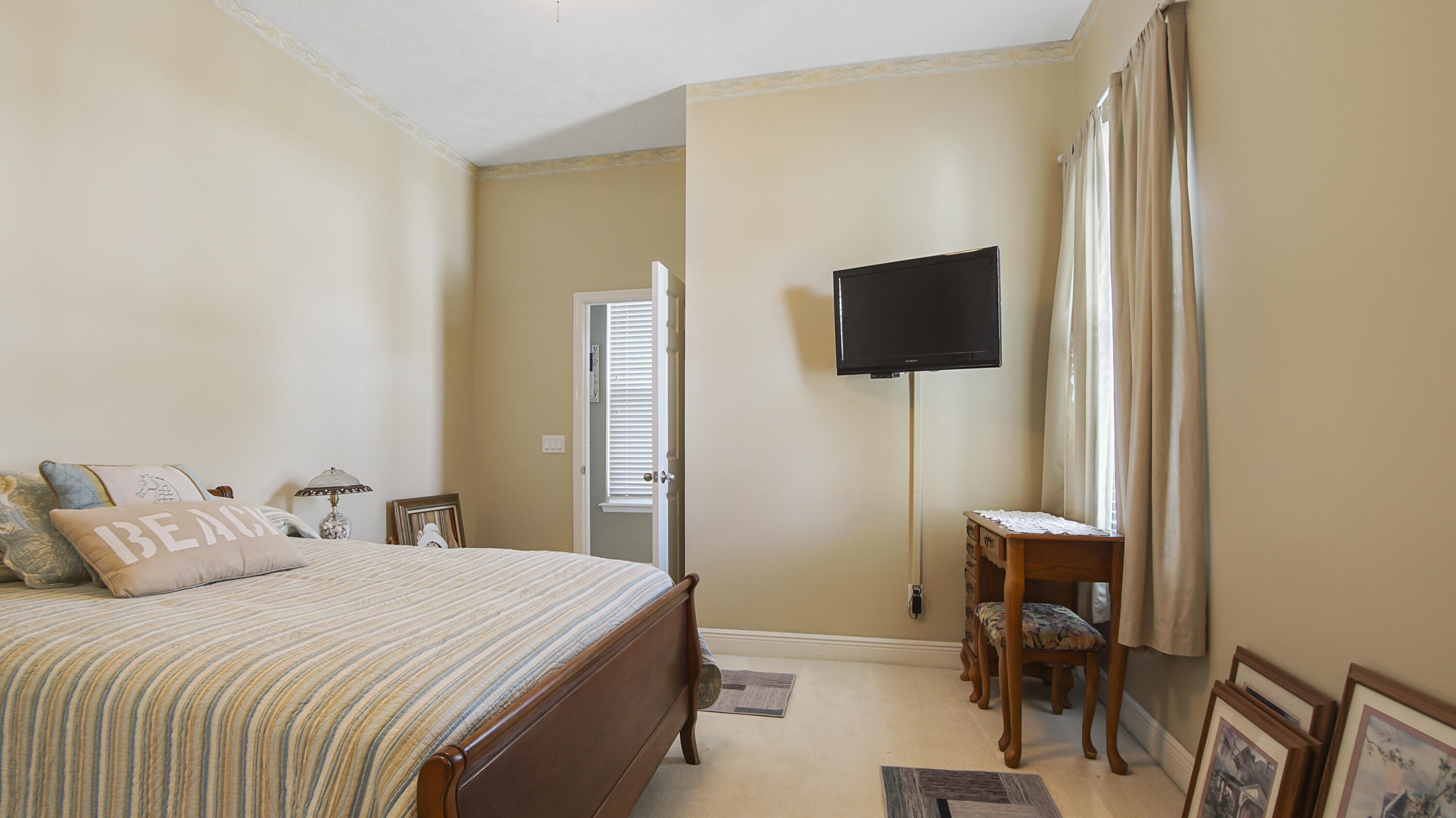 7116 Dolphin Bay Boulevard