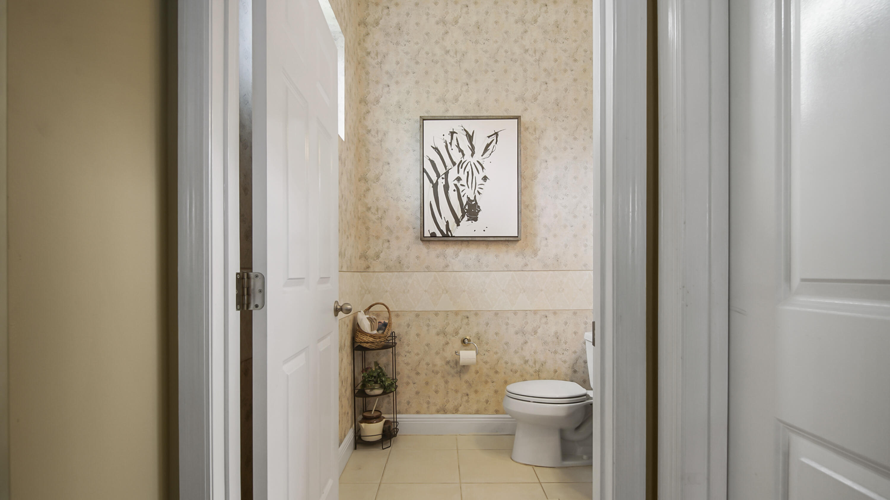 7116 Dolphin Bay Boulevard