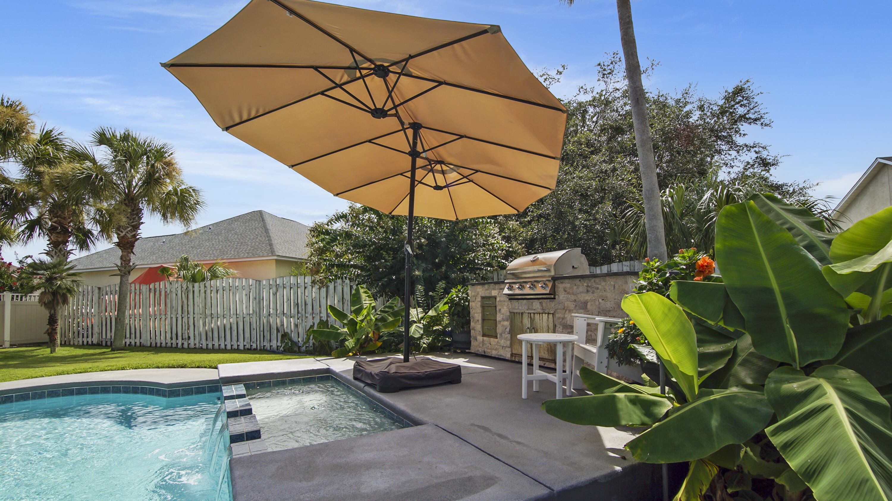 7116 Dolphin Bay Boulevard