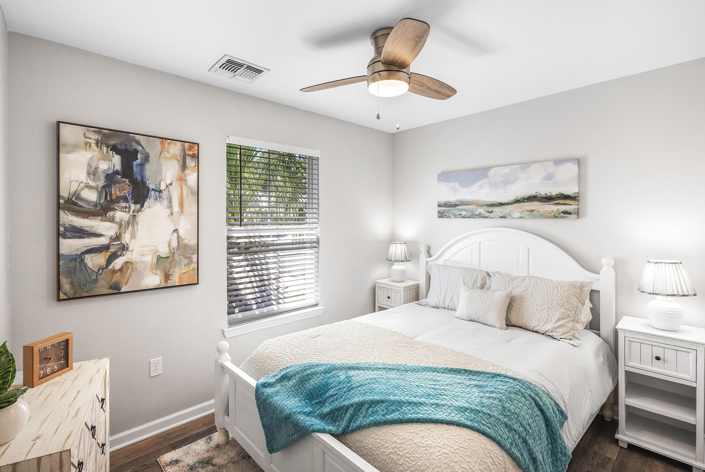 24 Talon Court, 4
