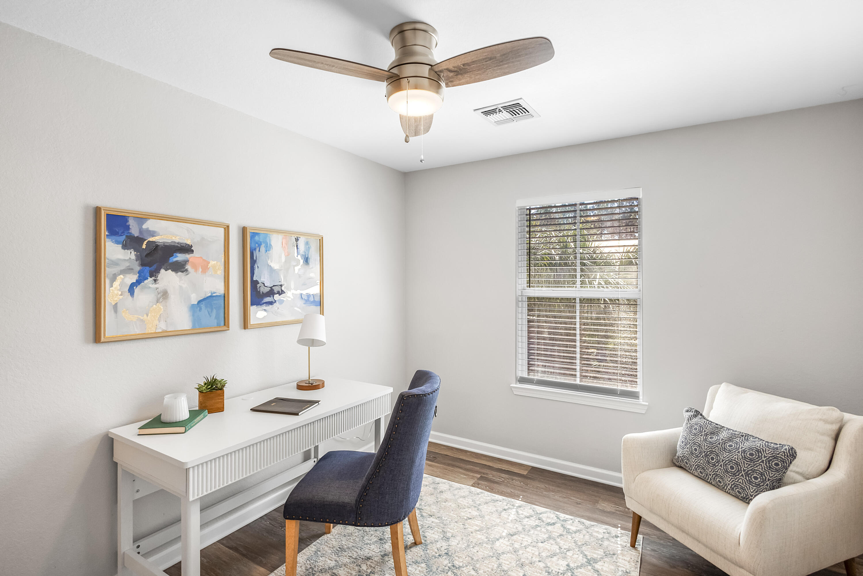24 Talon Court, 4