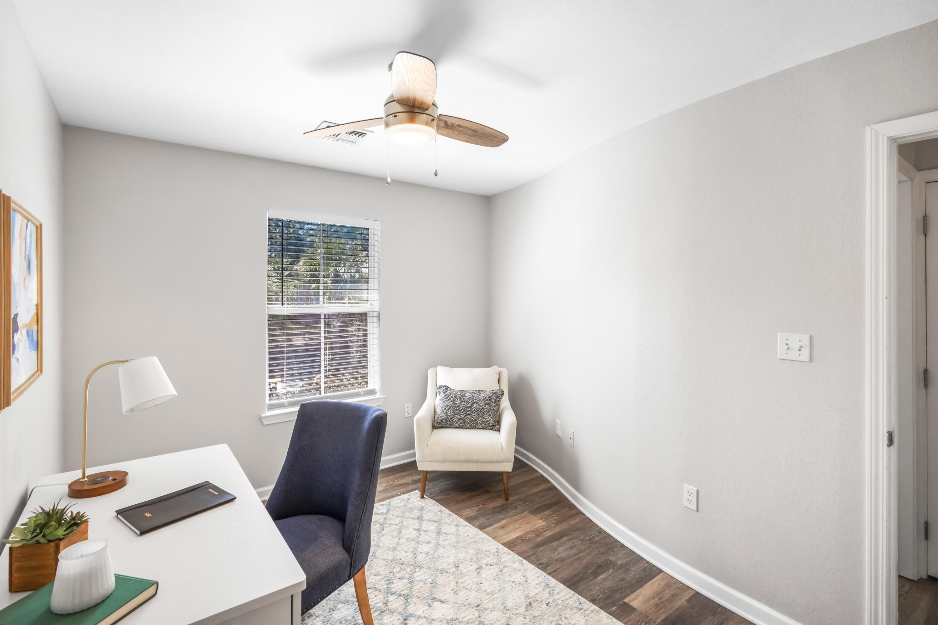24 Talon Court, 4