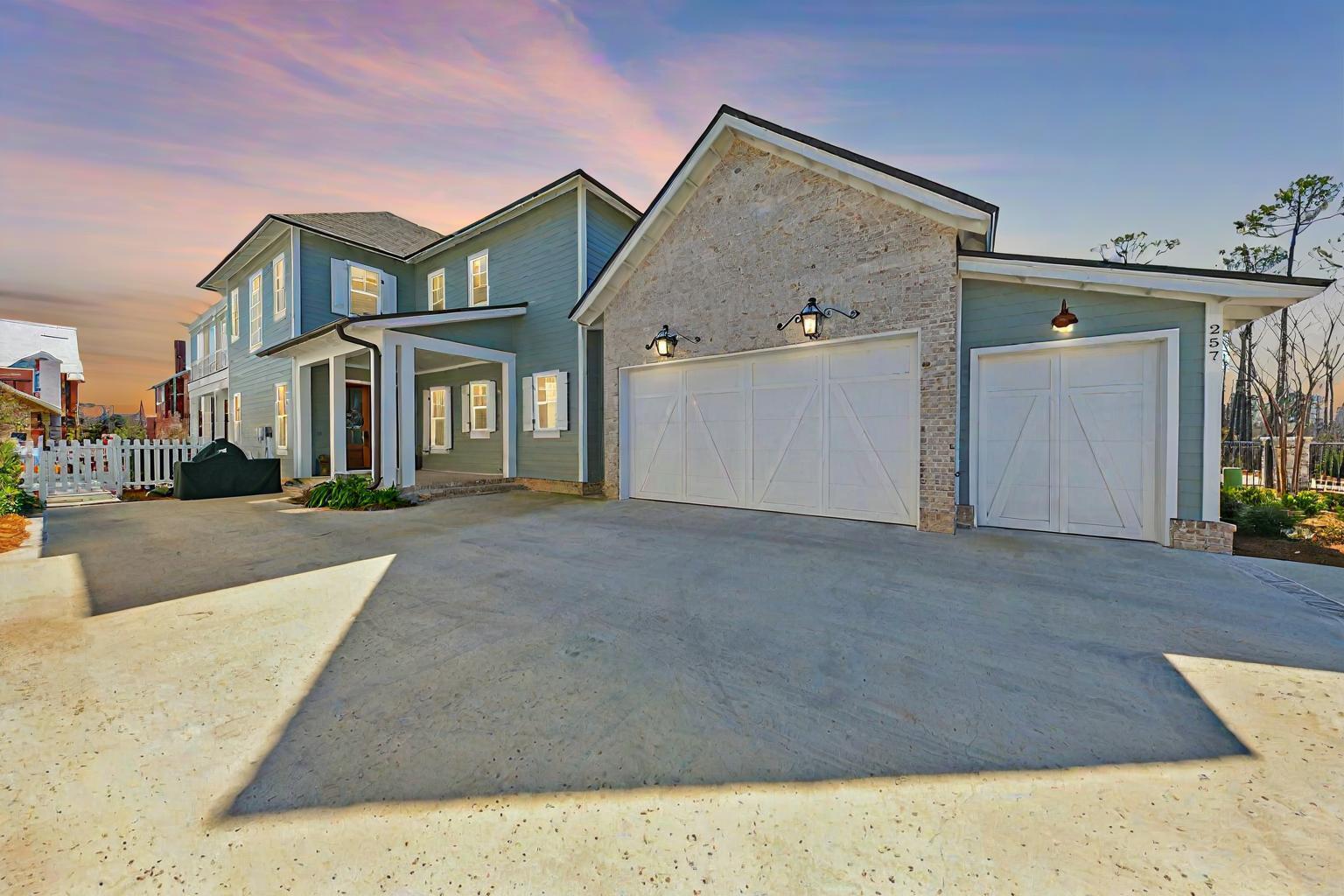 257 Moonlit Way