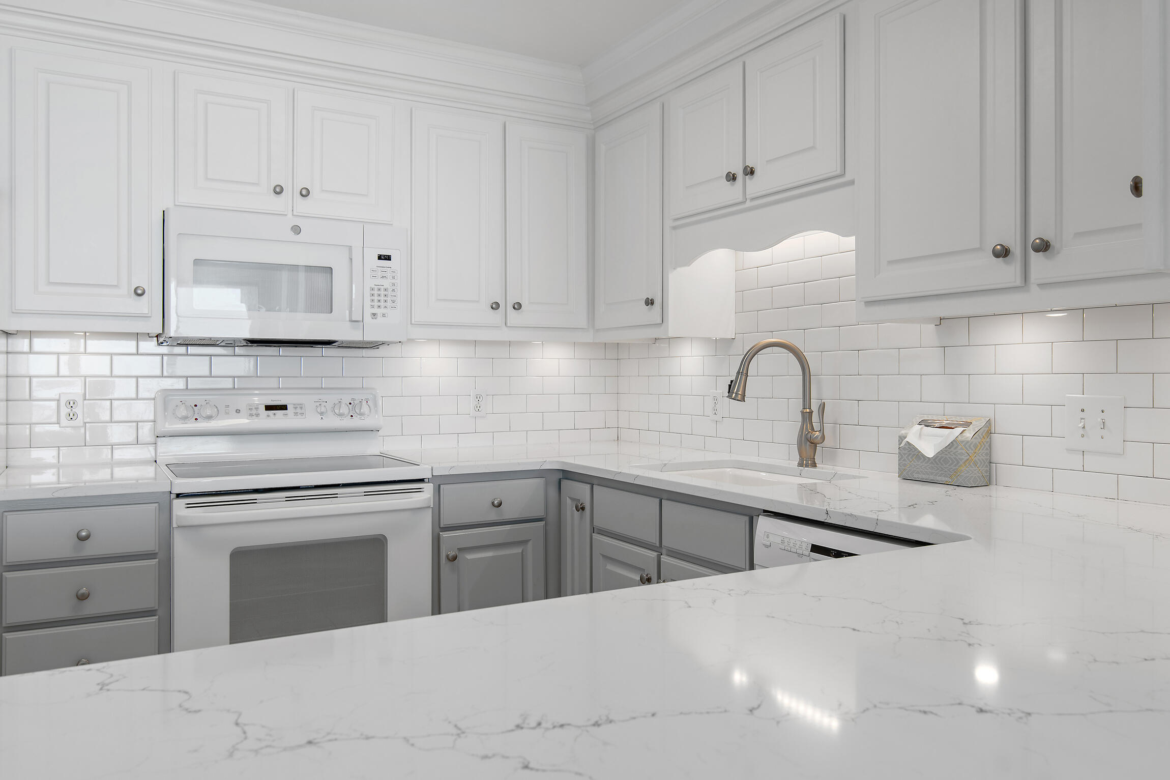 30 Moreno Point Road, UNIT 502A