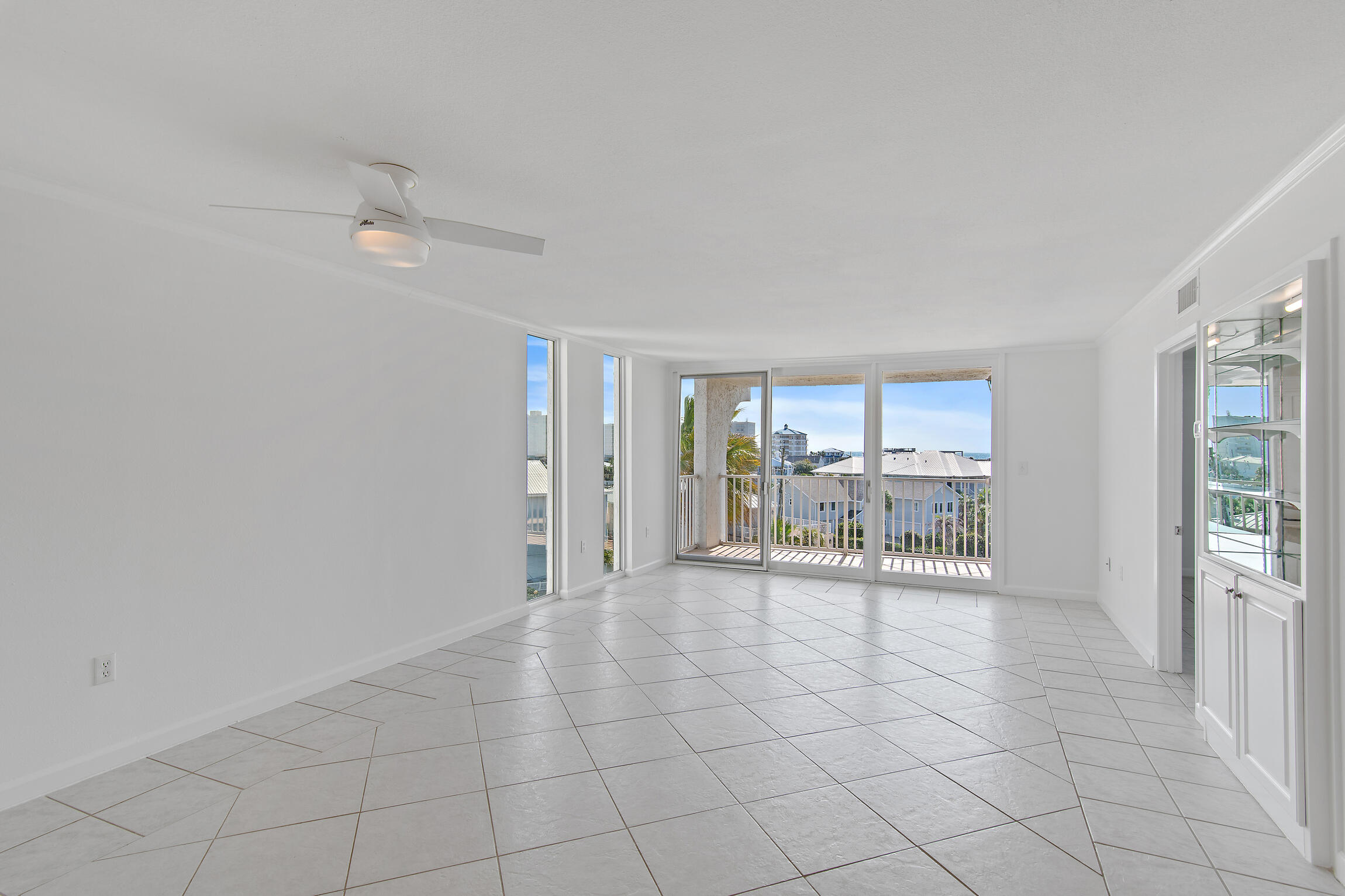 30 Moreno Point Road, UNIT 502A