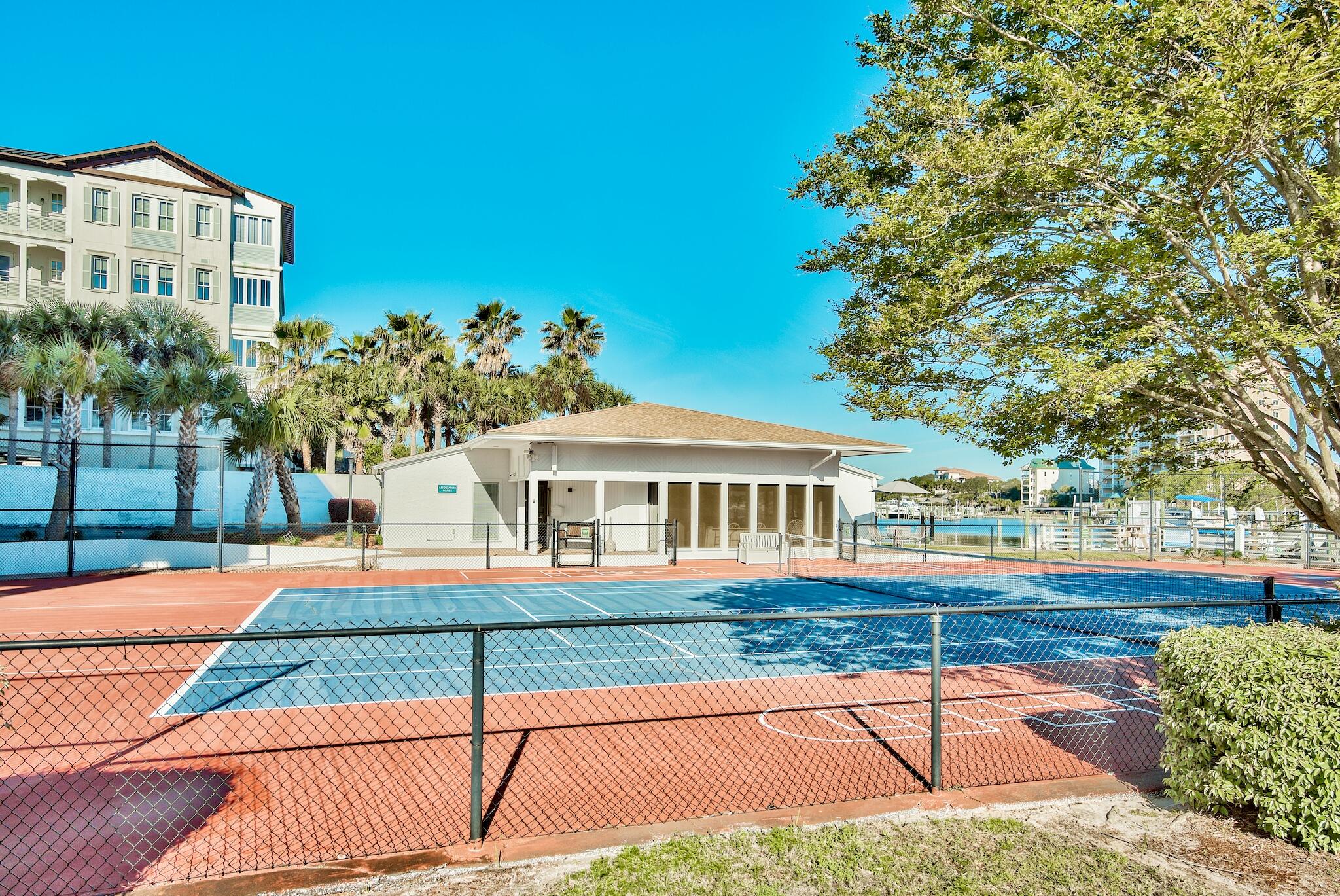 30 Moreno Point Road, UNIT 502A