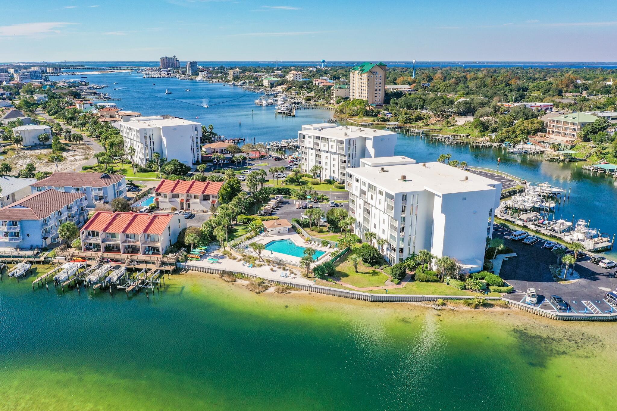 30 Moreno Point Road, UNIT 502A