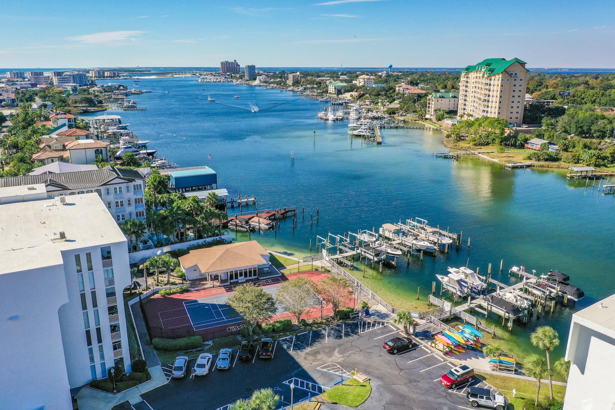 30 Moreno Point Road, UNIT 502A